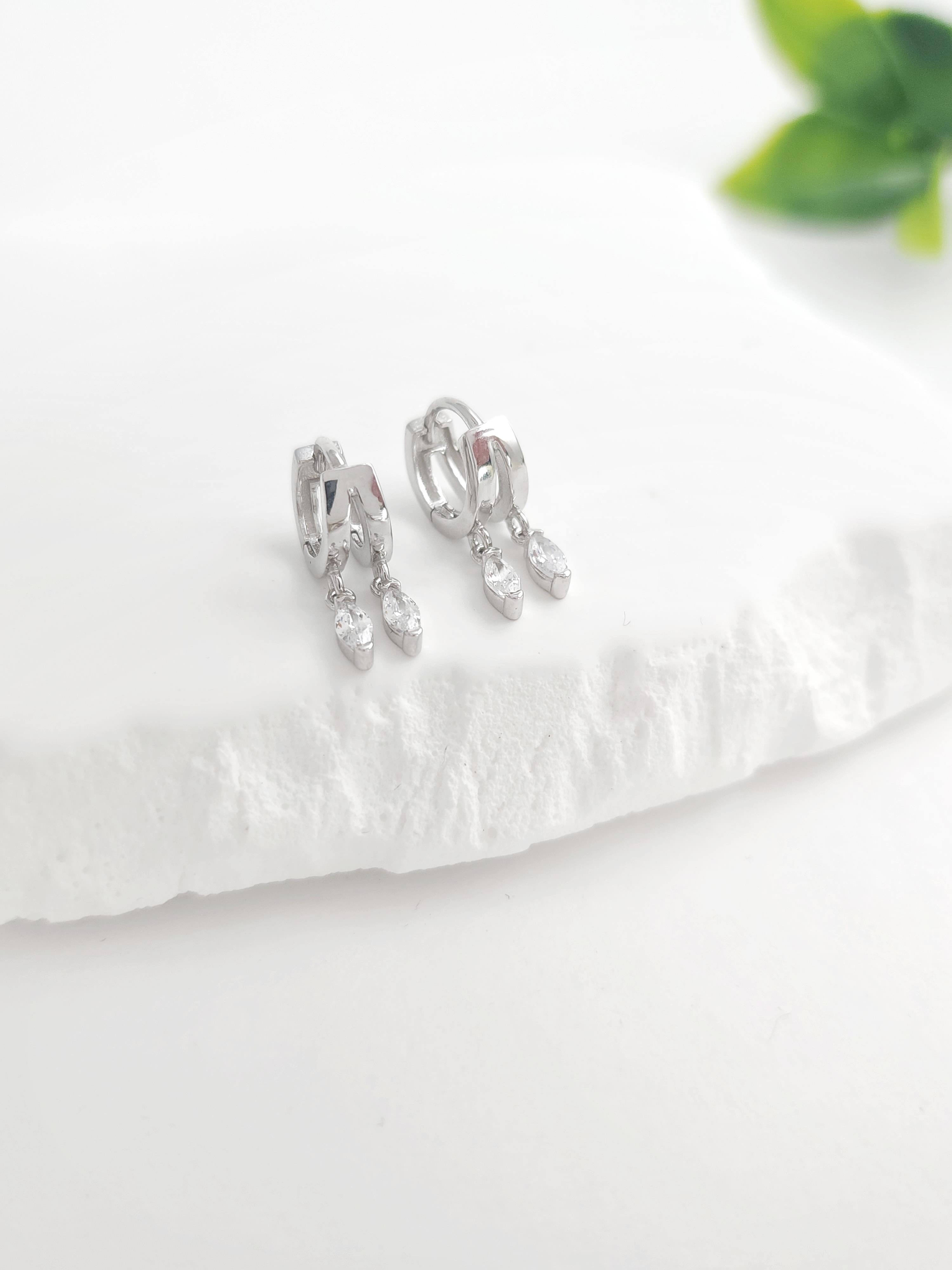 Çift Zirkon Halka Küpe