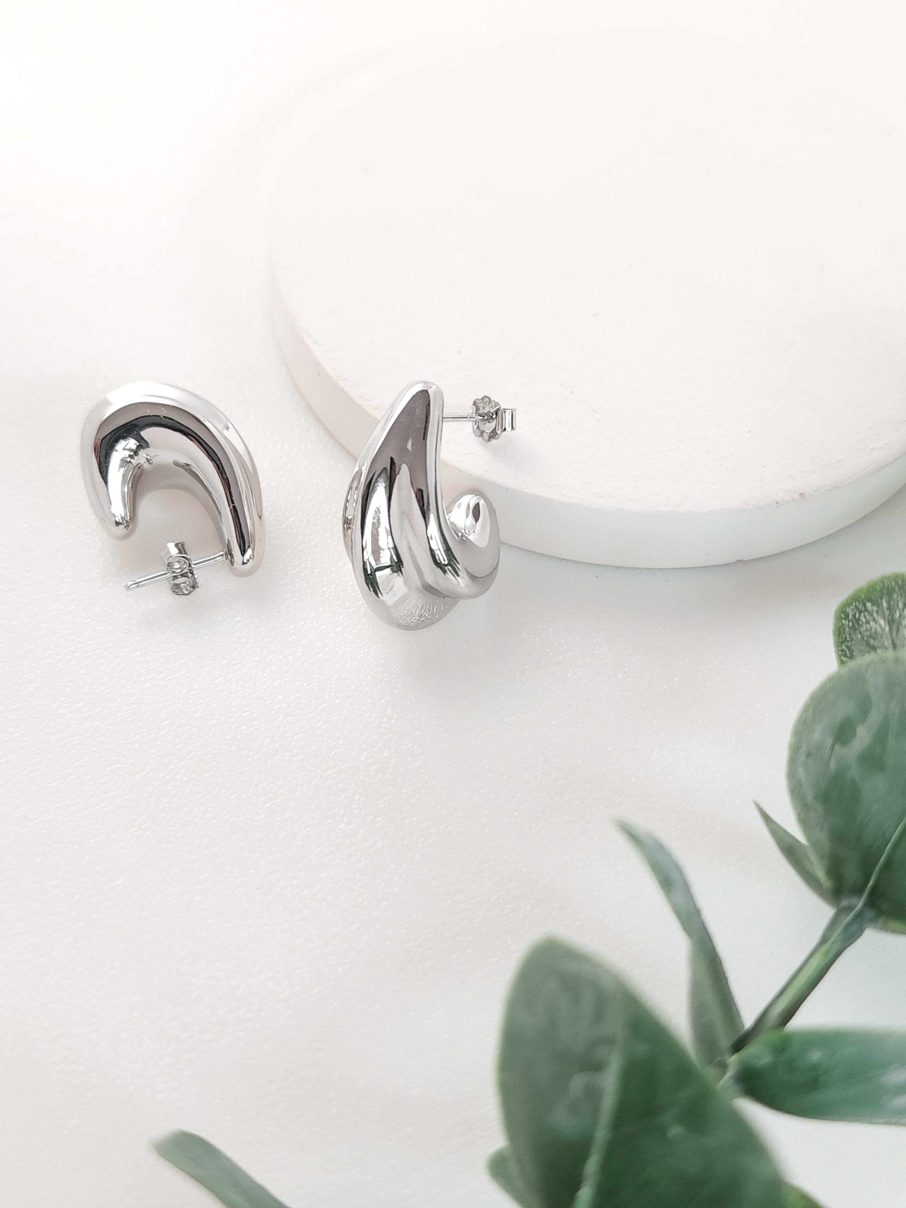 Disena İtalyan Küpe