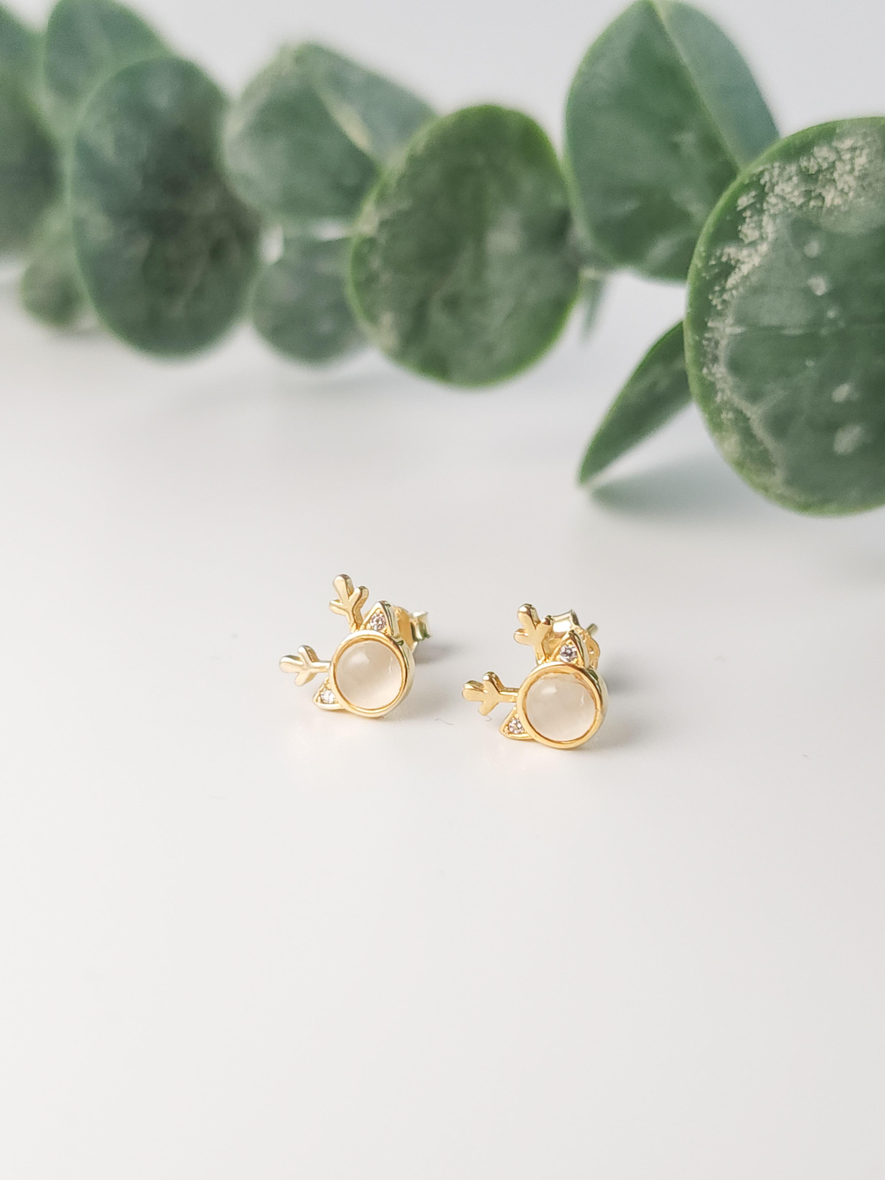 Doğal Taş Geyik Küpe