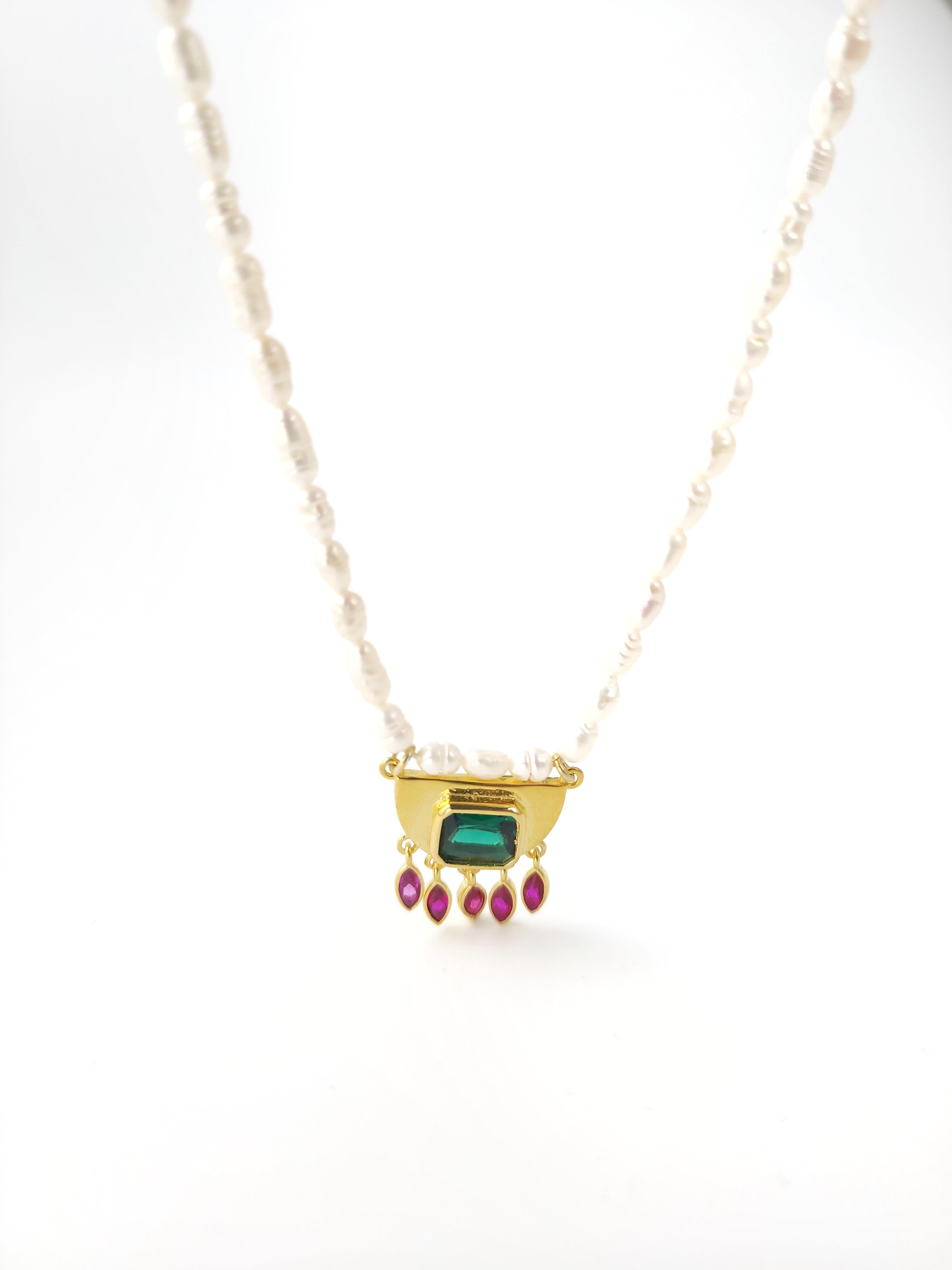 Doğal Taş Salkım İnci Kolye