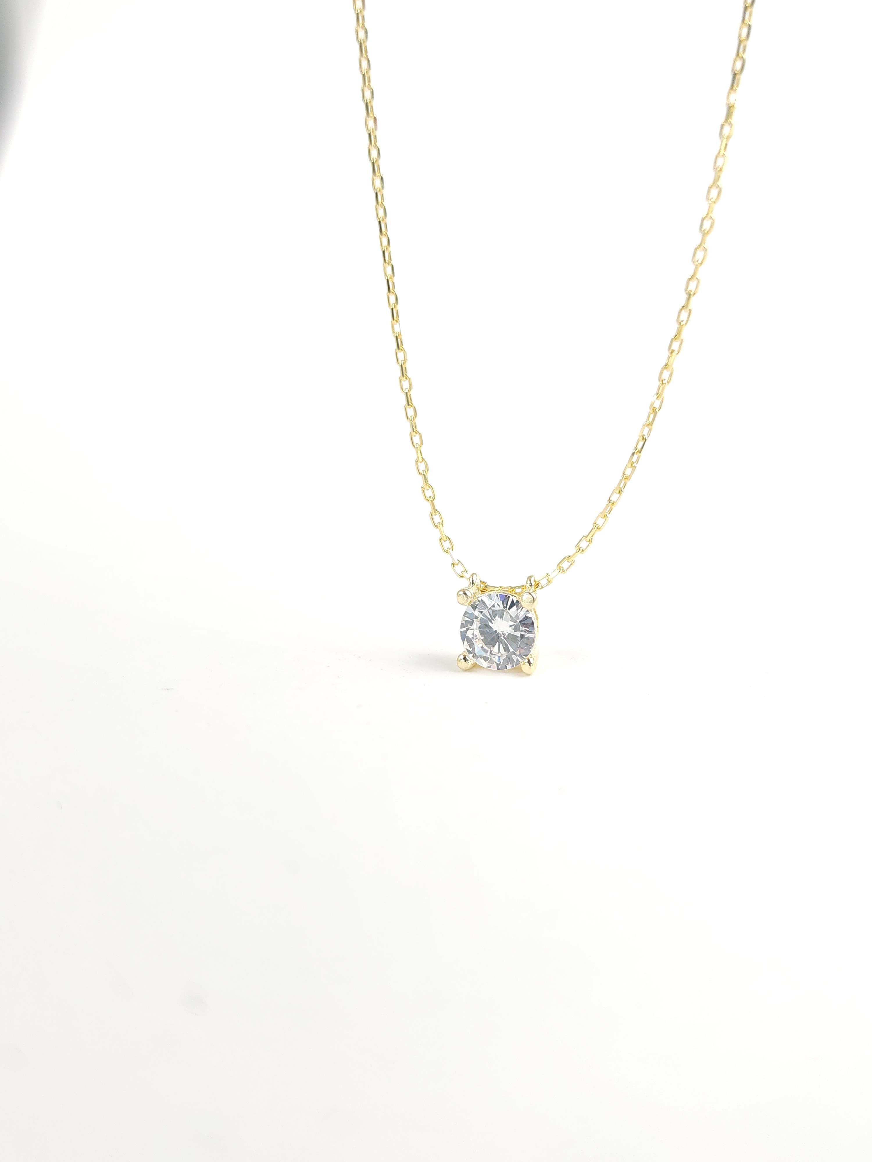 Doğal Taş ( Zirkon ) Tektaş Kolye