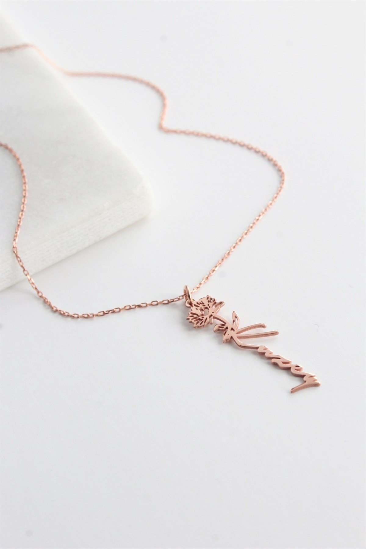 Doğum Çiçeği Kolye