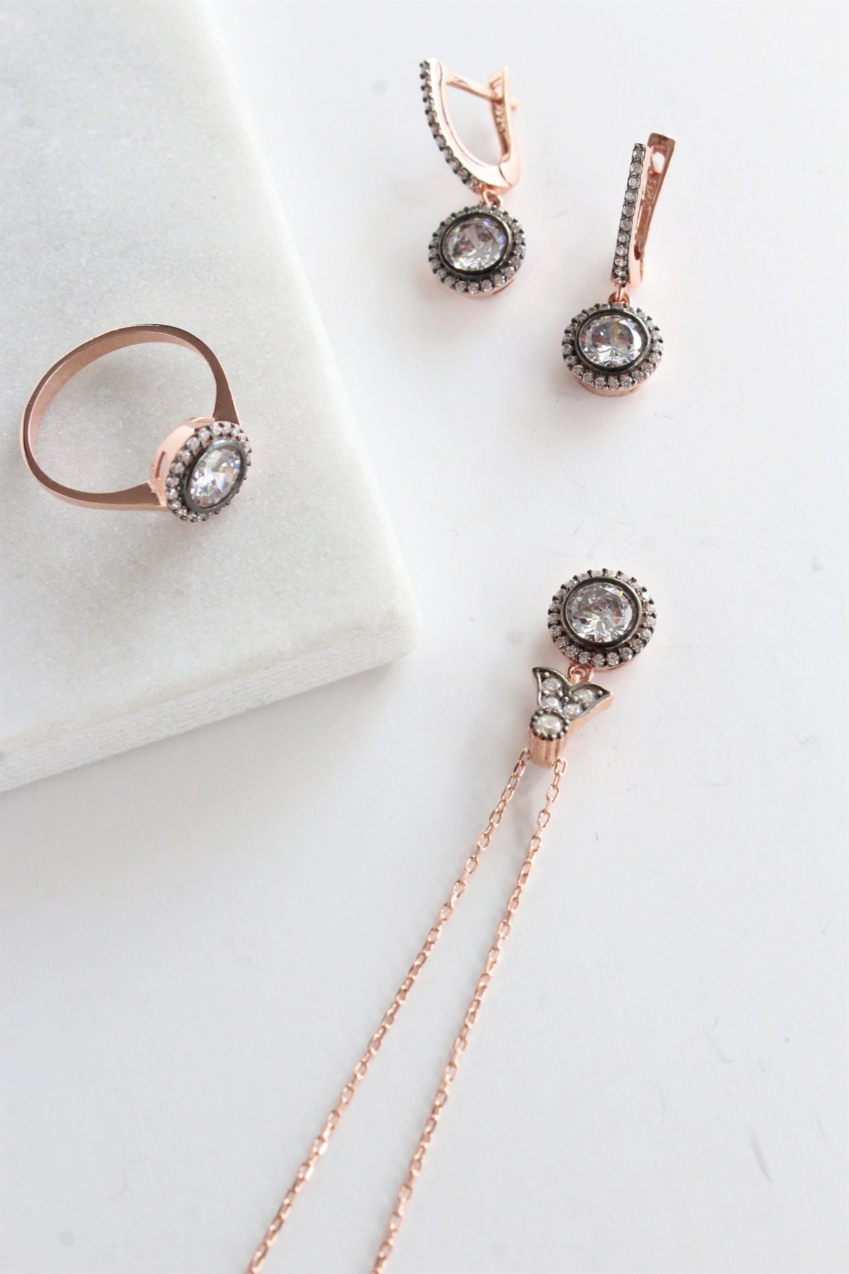 Elmas Montur Set