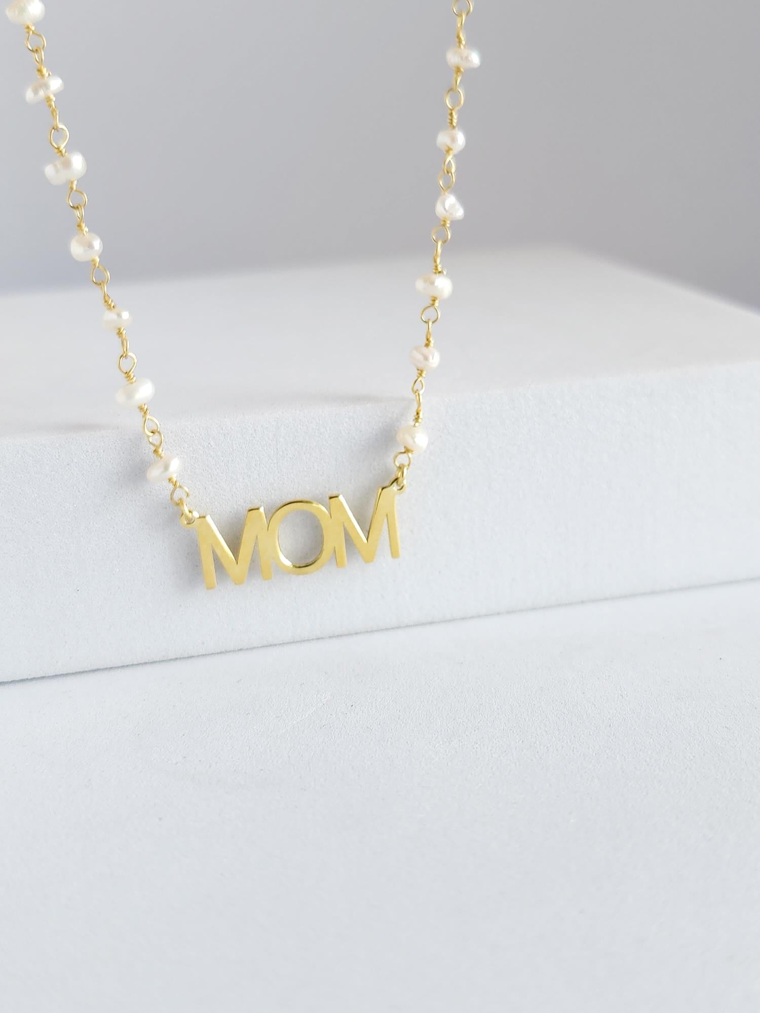 İnci Mom Kolye
