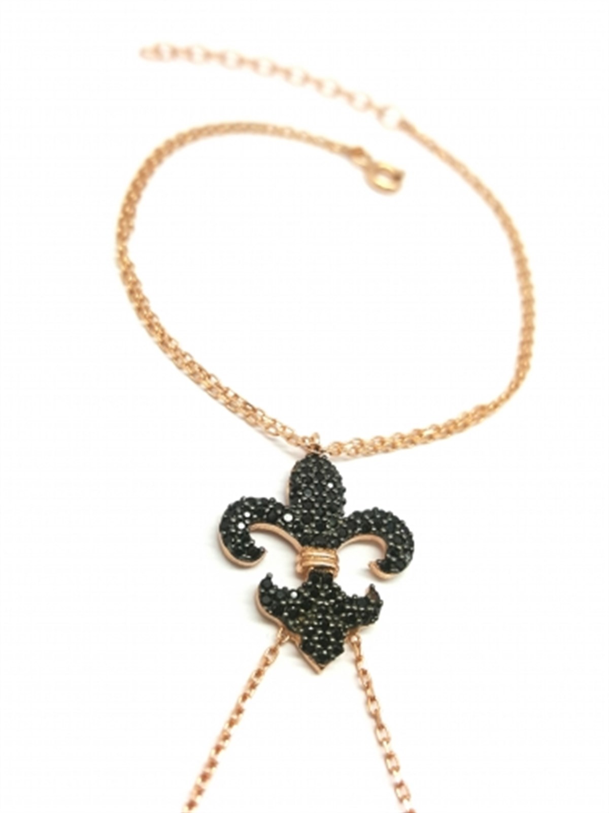 İsis Çiçeği Şahmeran