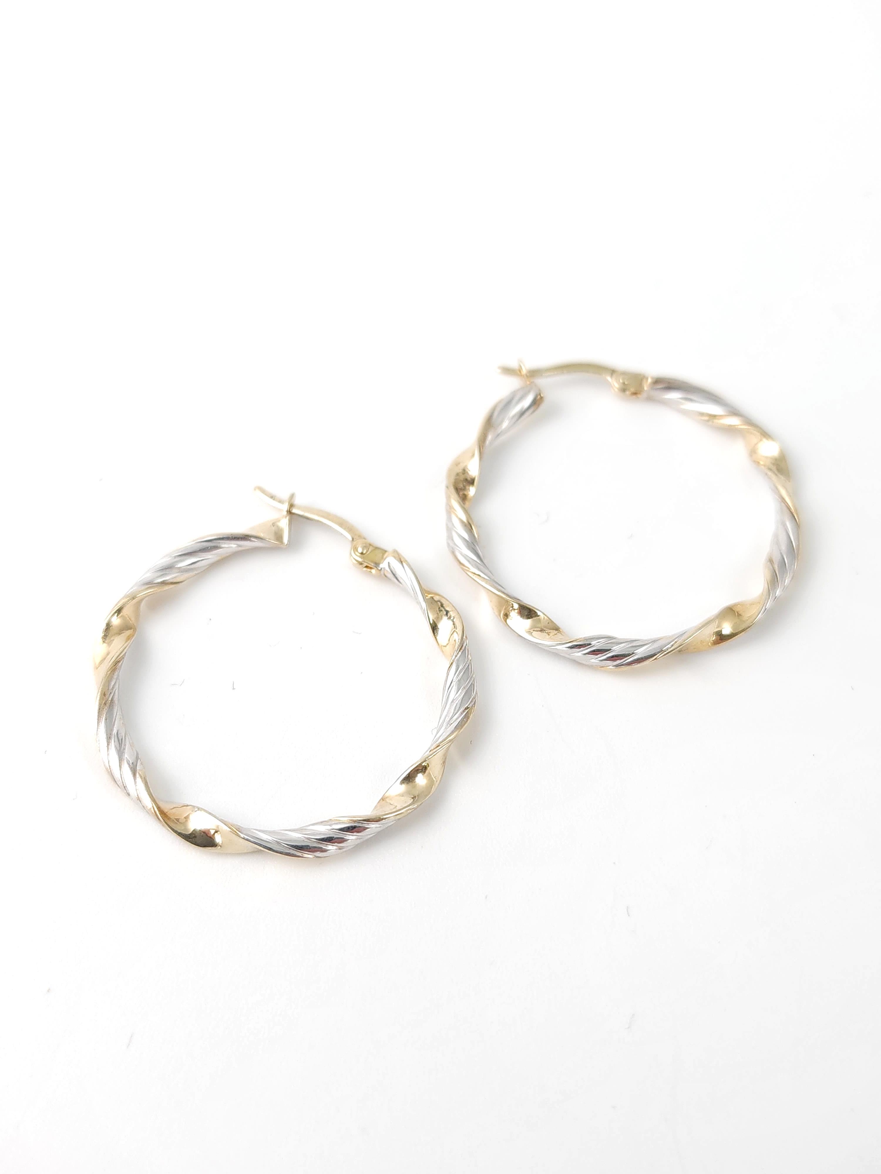 İtalyan Burgu Halka Küpe