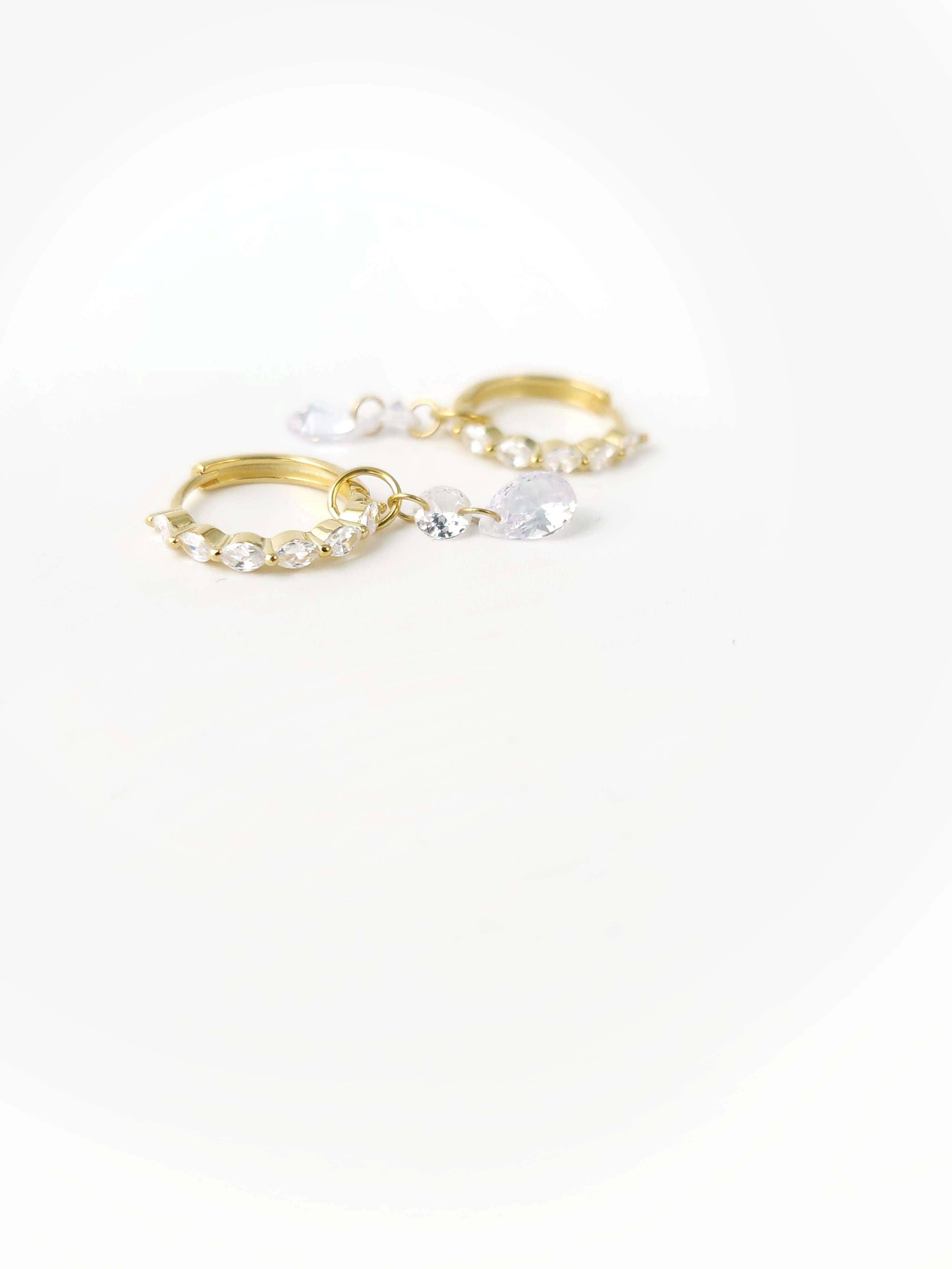 İtalyan Kristal Taş Halka Küpe