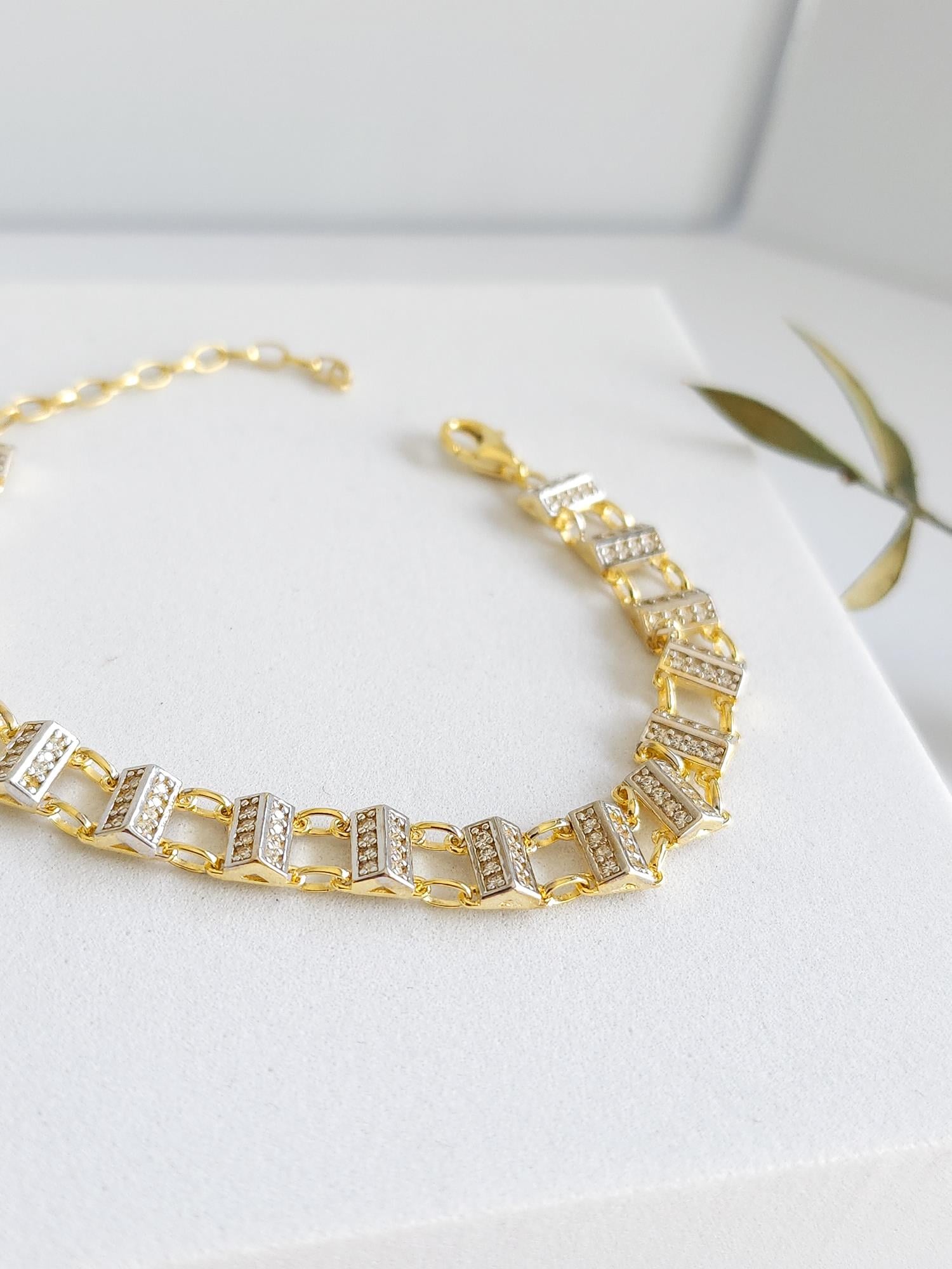 İtalyan Piramit Bileklik