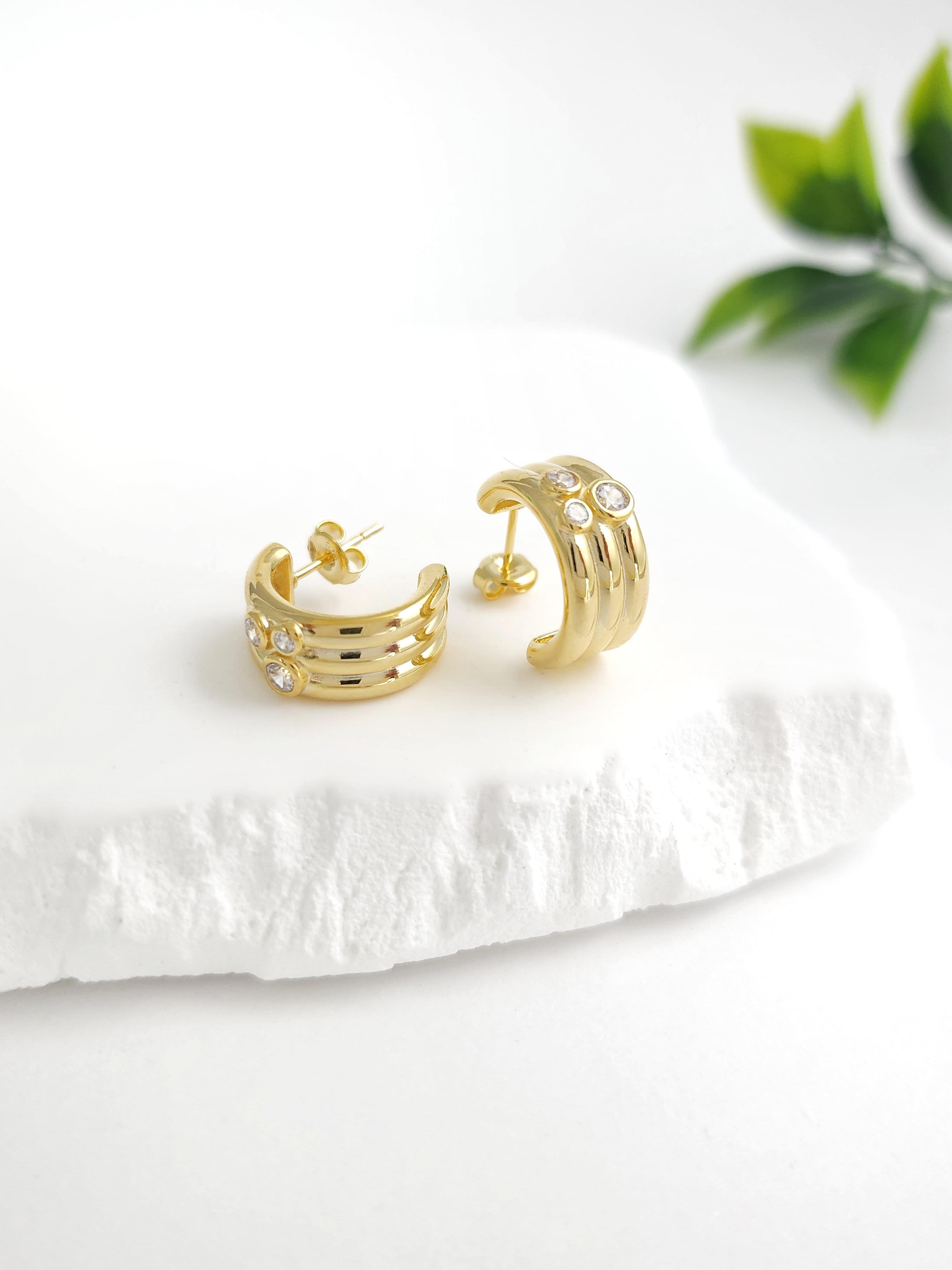 İtalyan Zirkon Çivi Küpe