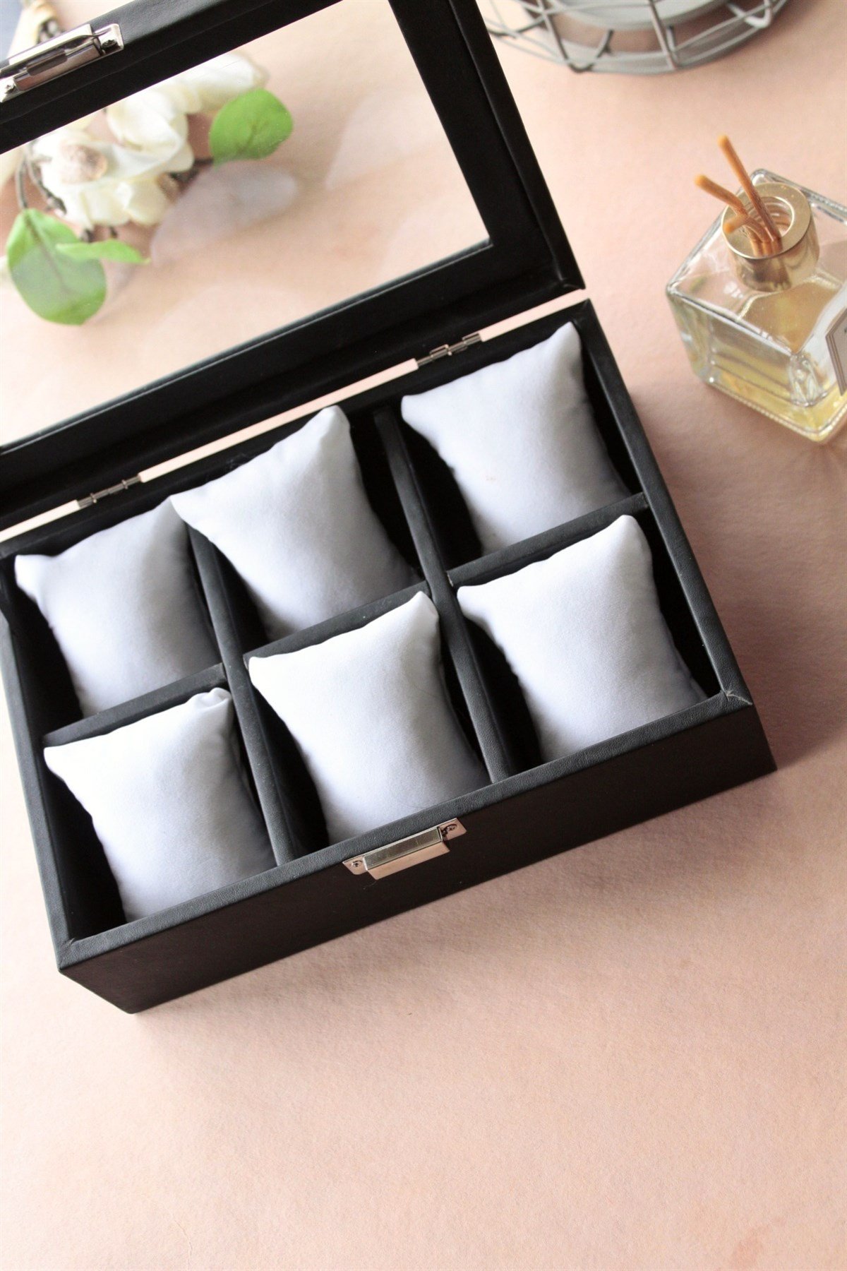 Kutu Bileklik ( Yastık )