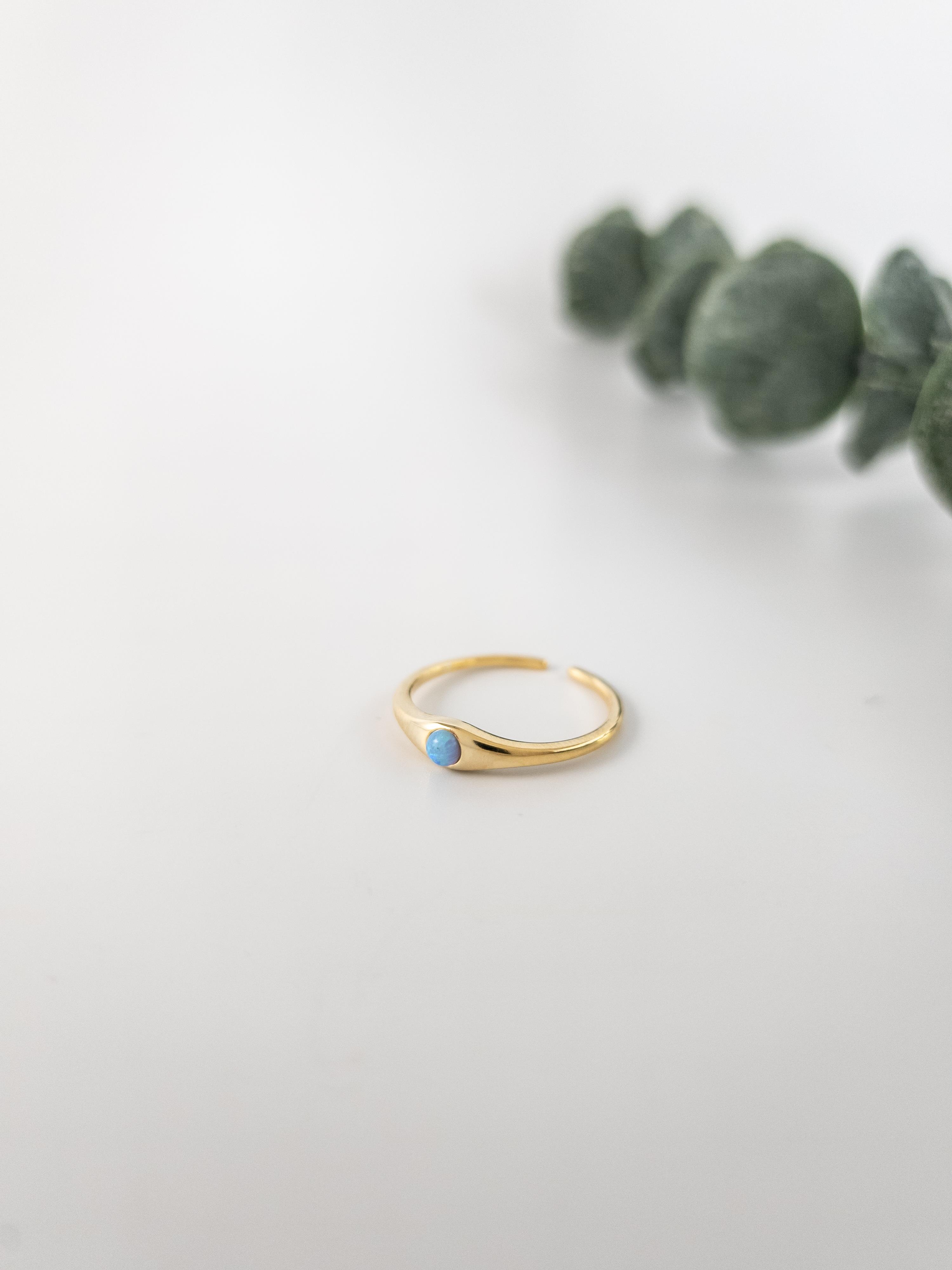 Minimal Opal Yüzük