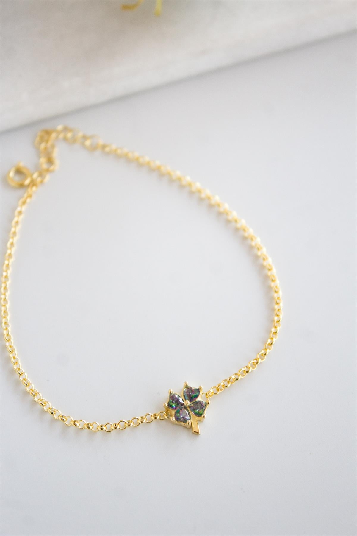 Mistik Topaz Yonca Bileklik