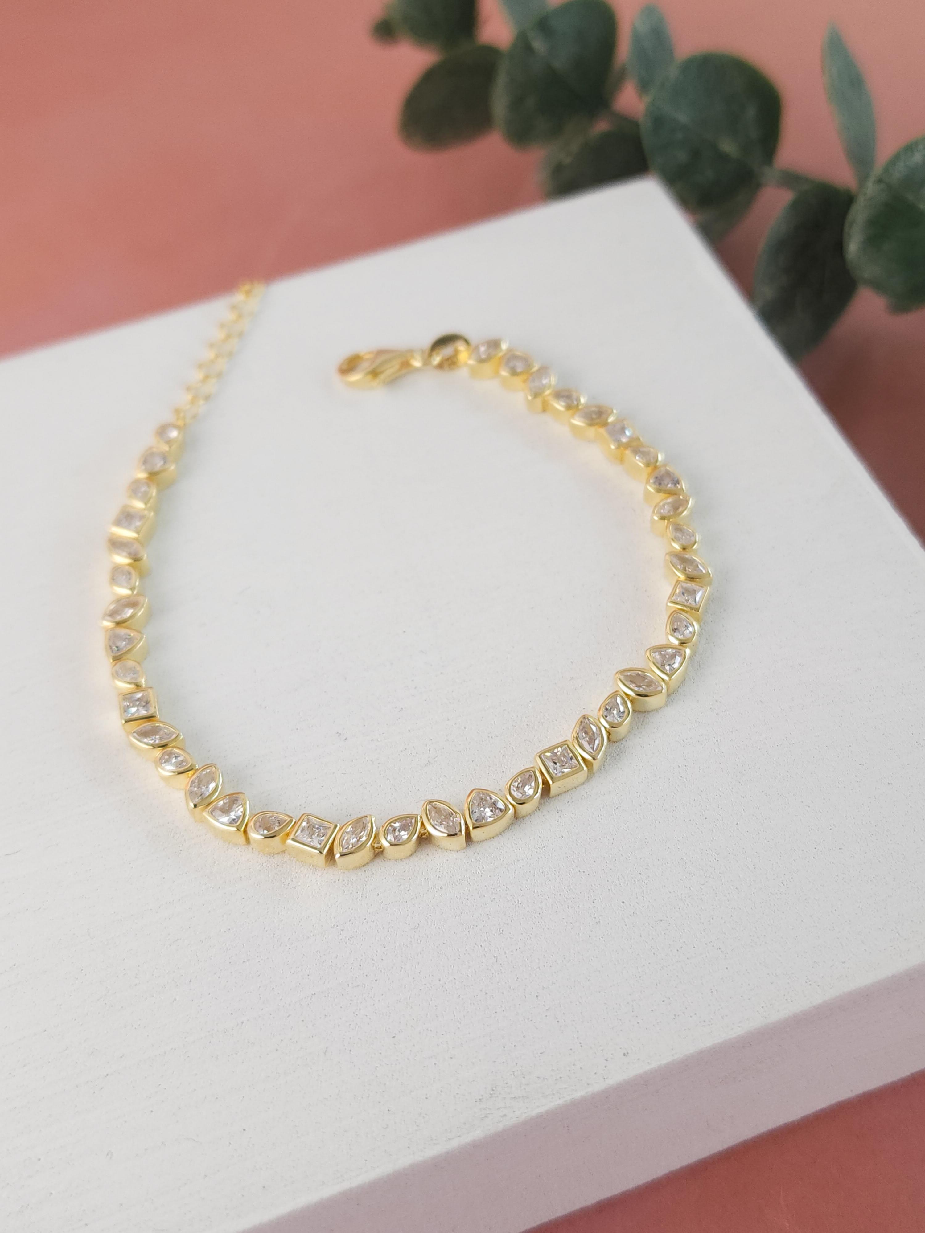 Symbol İtalyan Zircon Bileklik