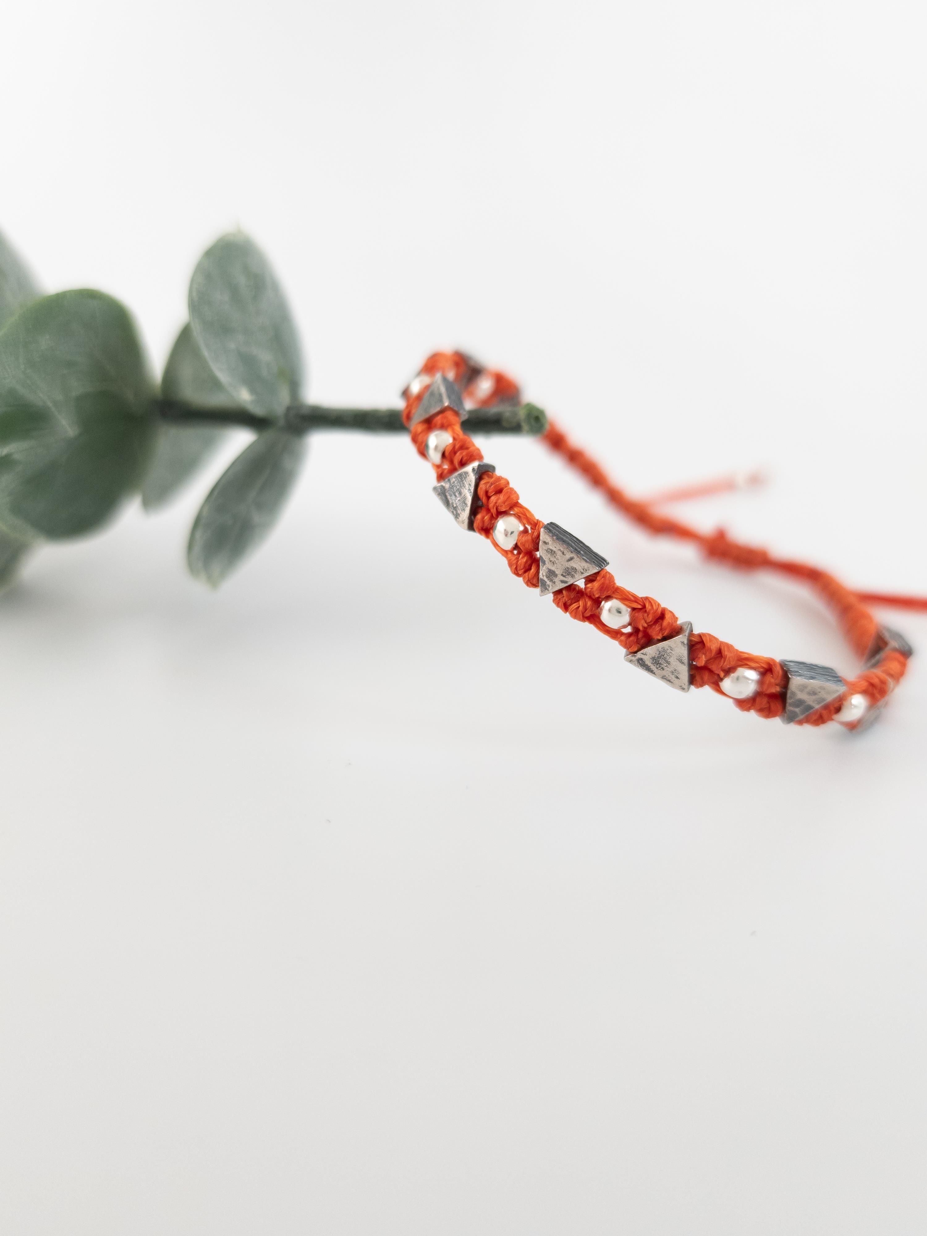 Üçgen Tasarım Bileklik