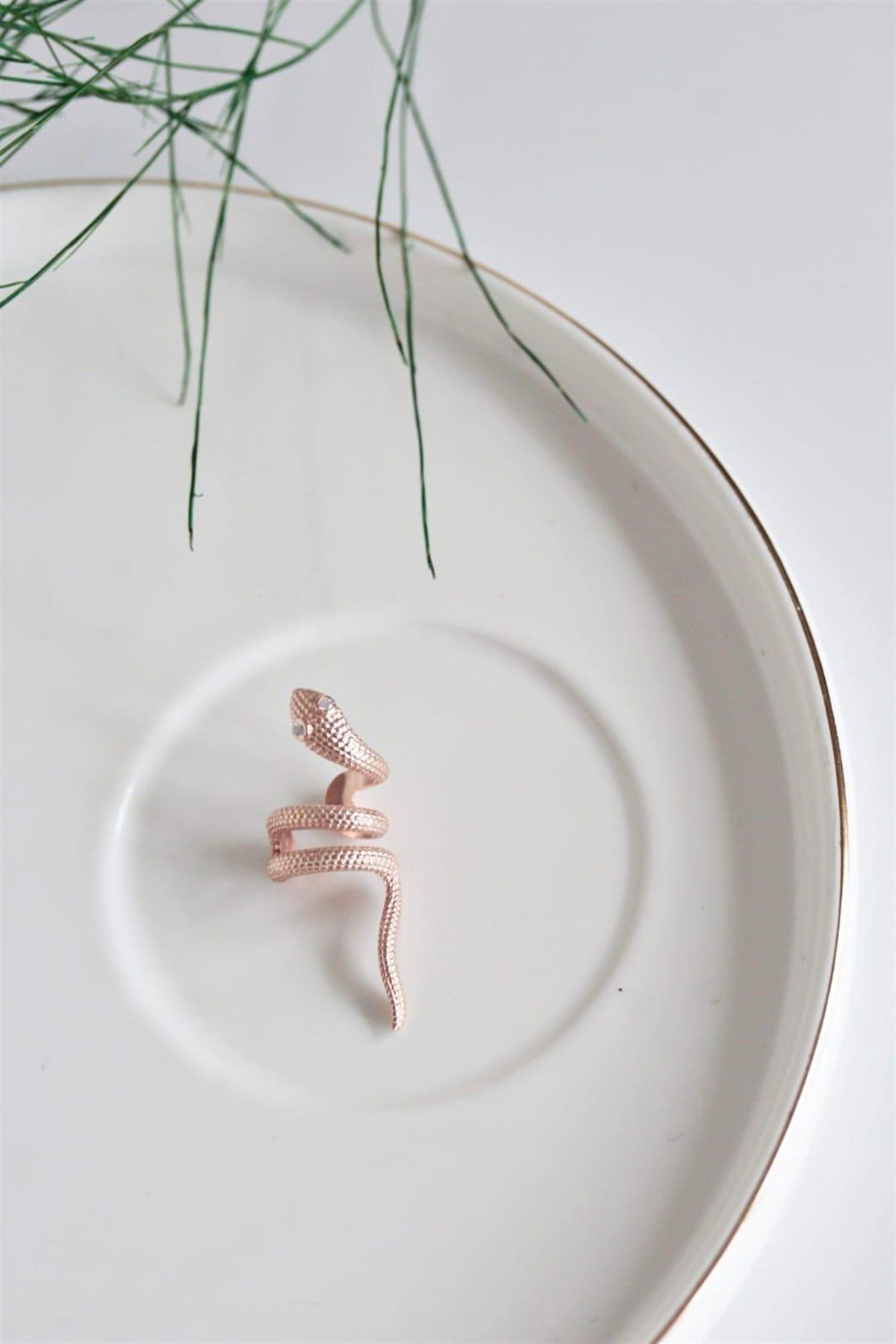 Yılan Kıkırdak Küpe