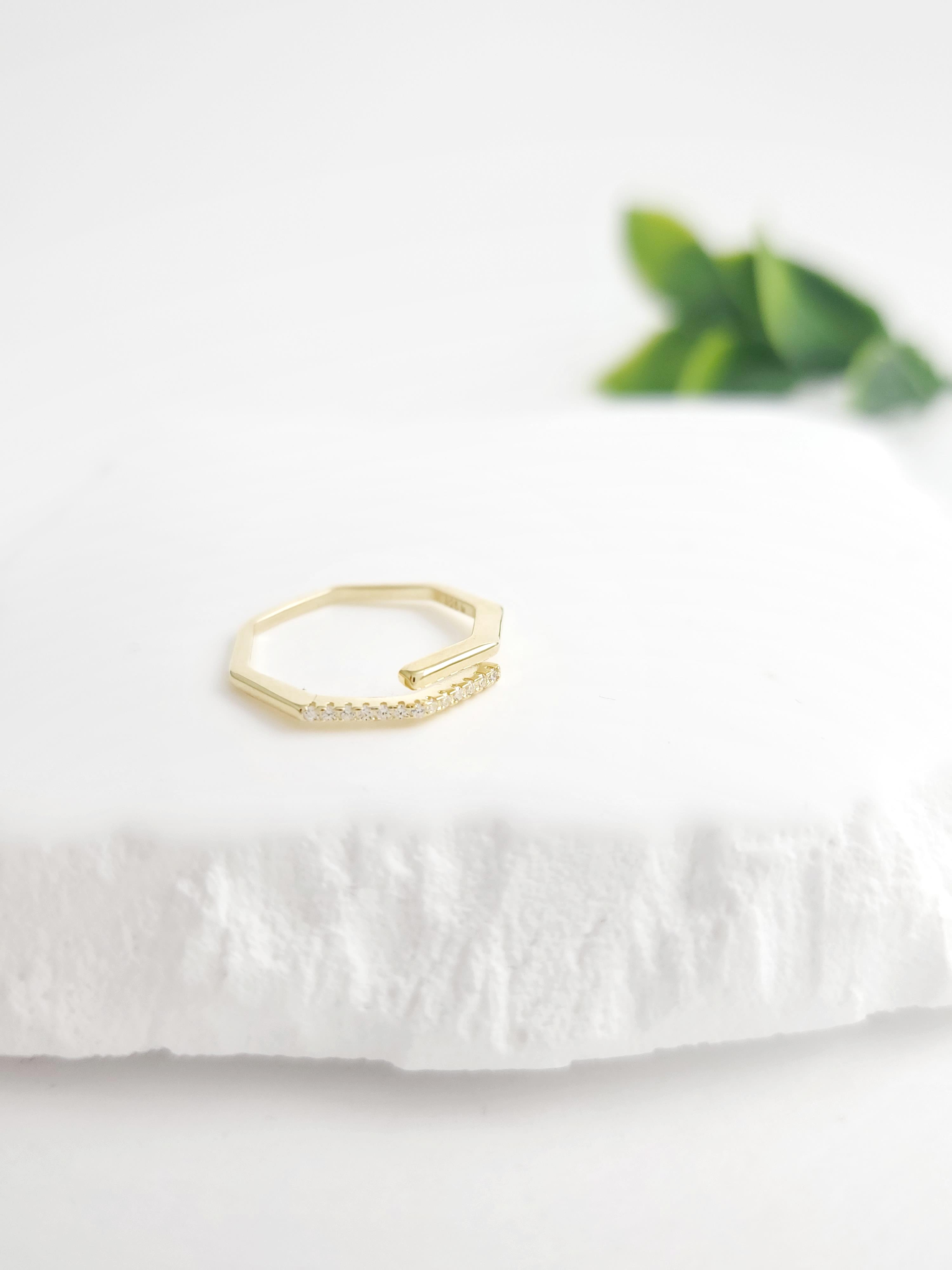 Zirkon Geometrik Yüzük