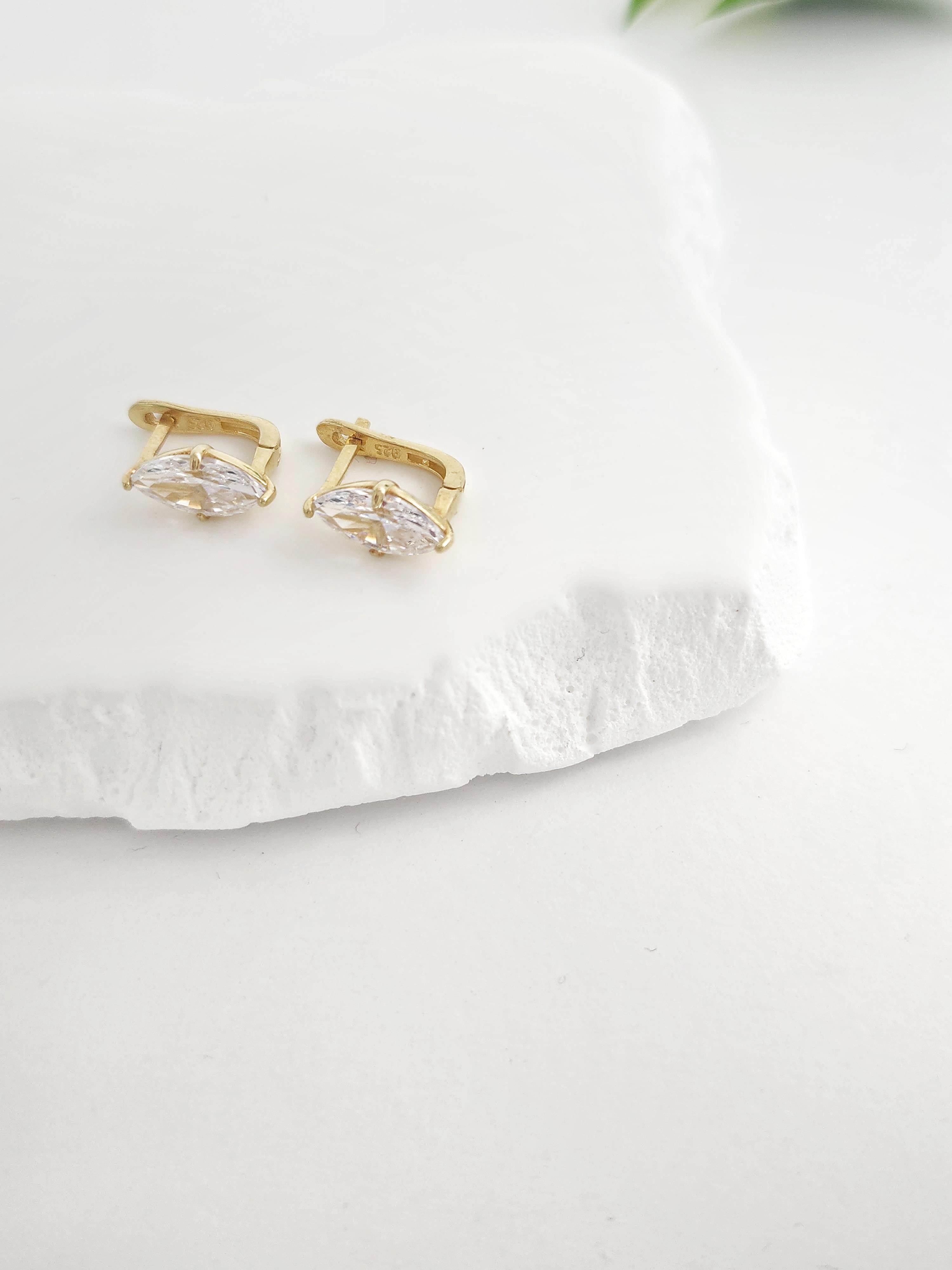 Zirkon Prizma Halka Küpe