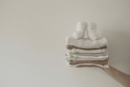 organik pamuklu bebek kıyafetlerinin cilde faydaları