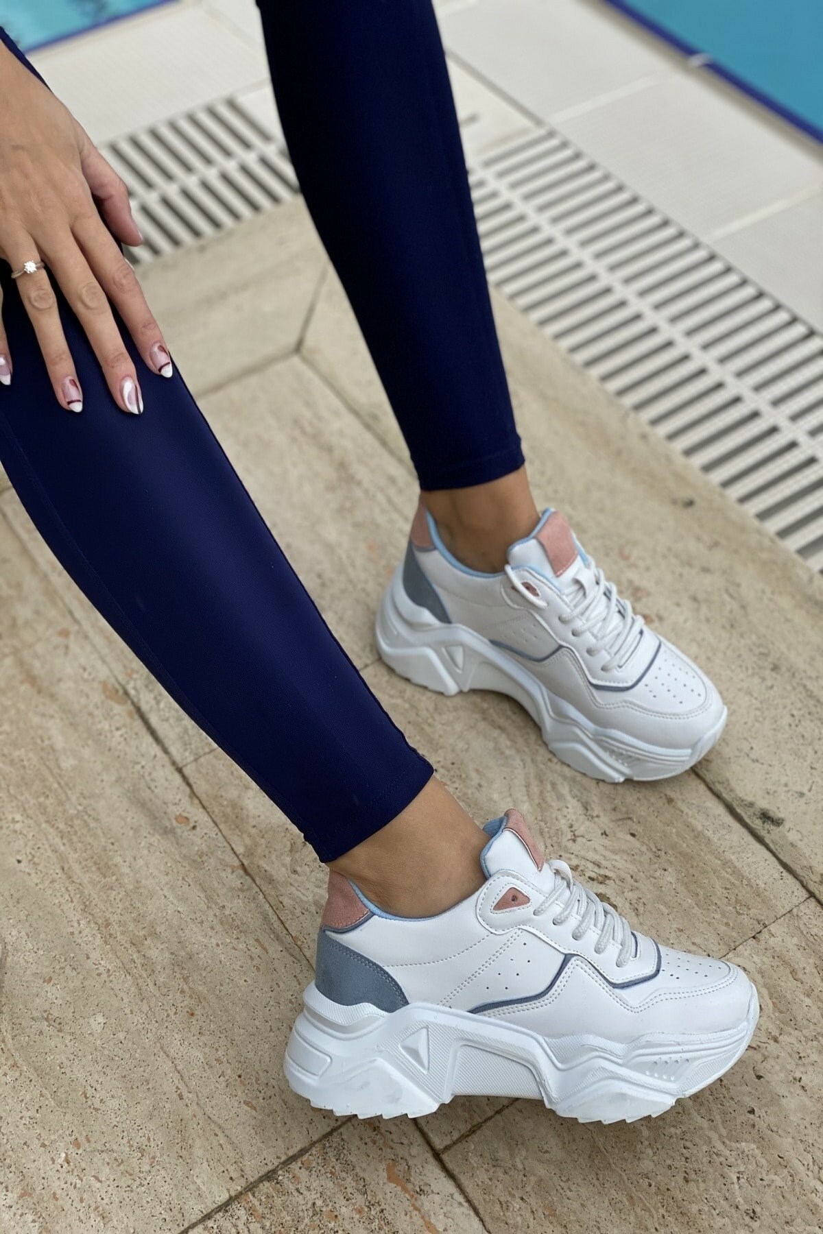 Beyaz Mavi Pudra Kadın Spor Ayakkabı