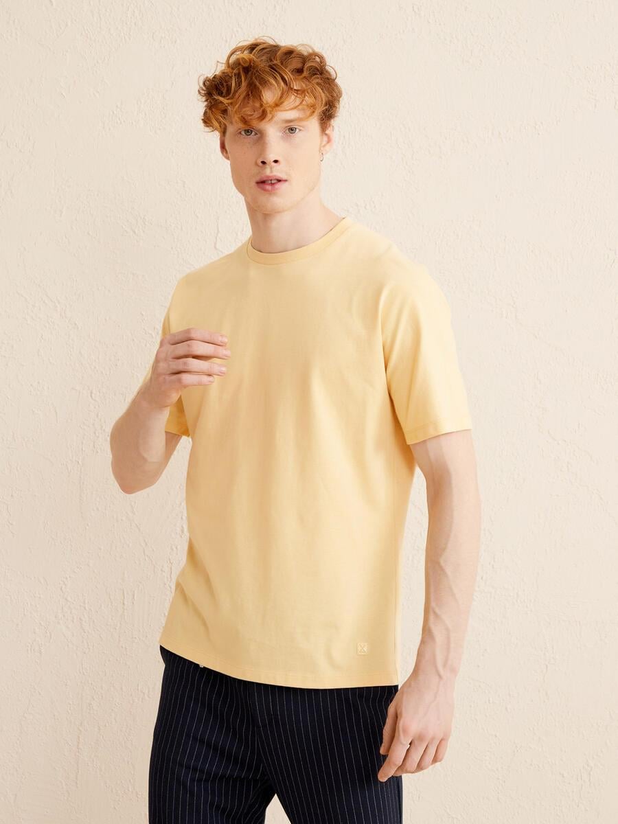 BİSİKLET YAKA BASİC T-SHIRT