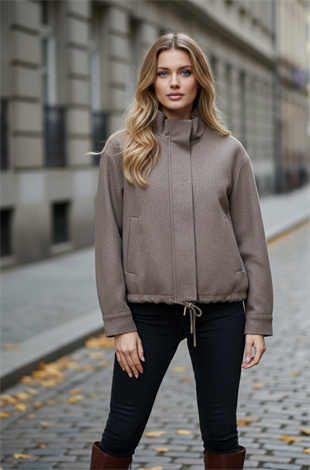 DİK YAKA BELİ BAĞLAMALI CEKET