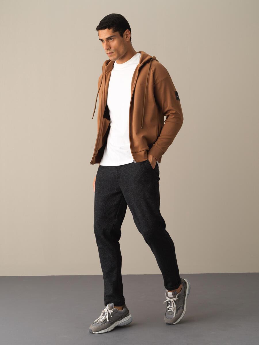 350147 SWEATMONT