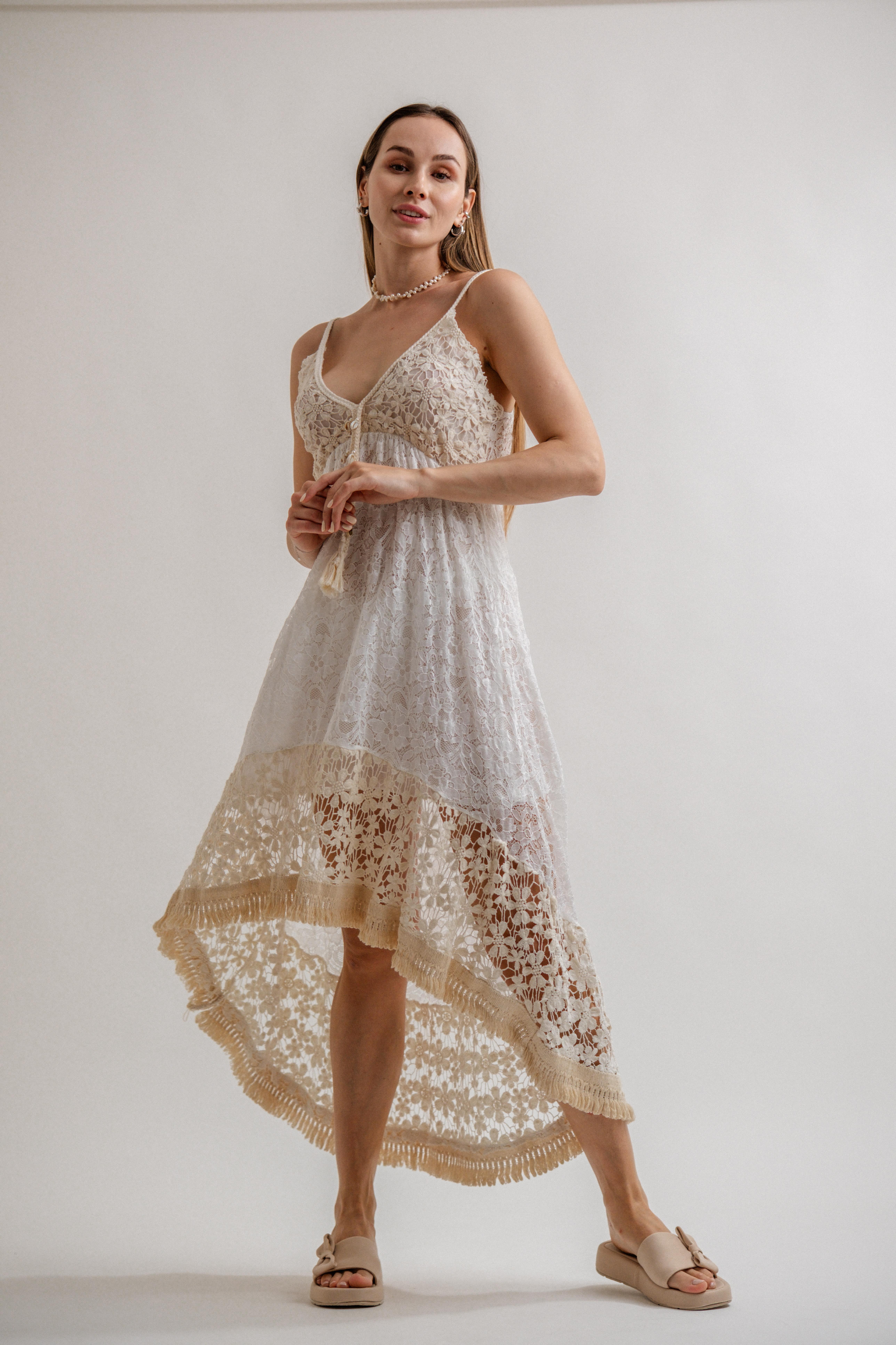 ASKILI DENİZ KABUKLU ÖNÜ KISA DANTEL ELBİSE