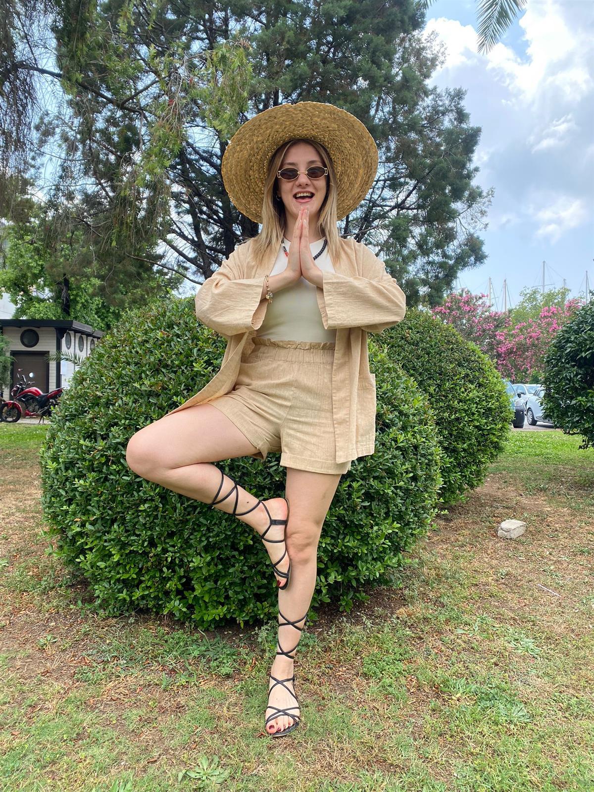 BELİ LASTİKLİ CEPLİ SHORT