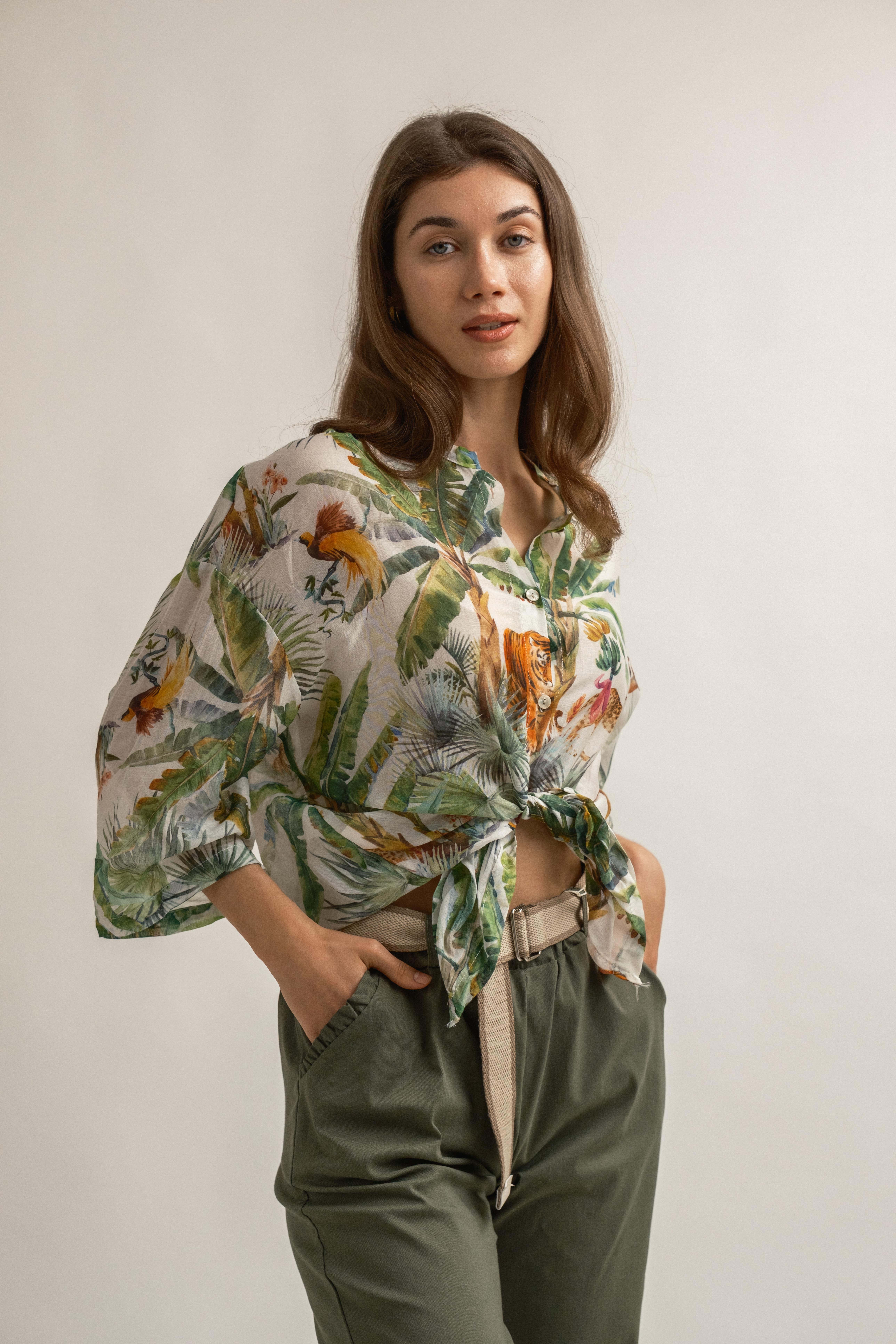 İPEK & KOTON ORMAN DESENLİ GÖMLEK