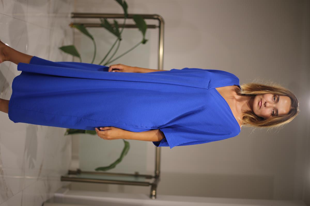 V YAKA OVERSİZE KREP ELBİSE