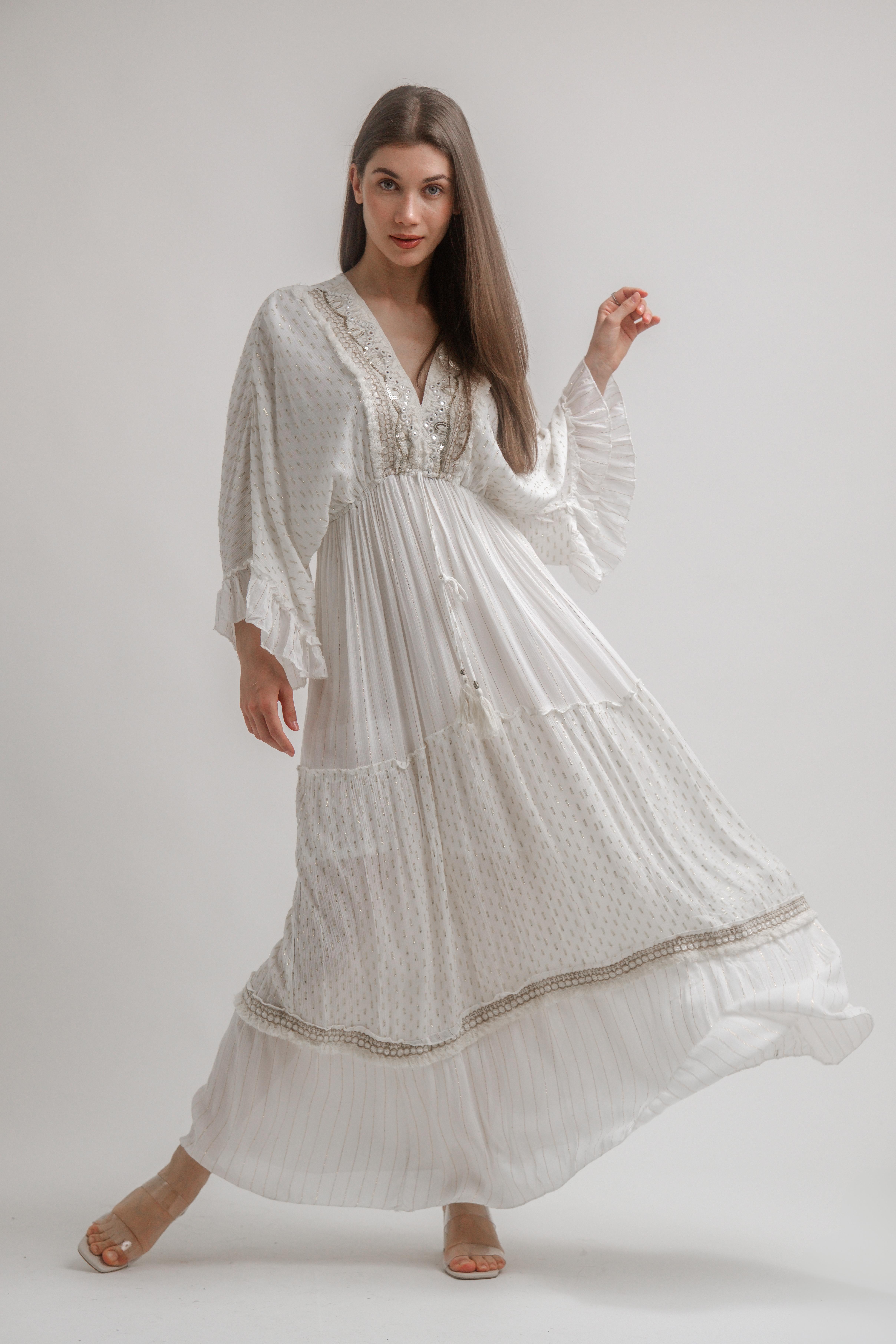 VİSKOZ İŞLEMELİ YALDIZLI UZUN V YAKA ELBİSE