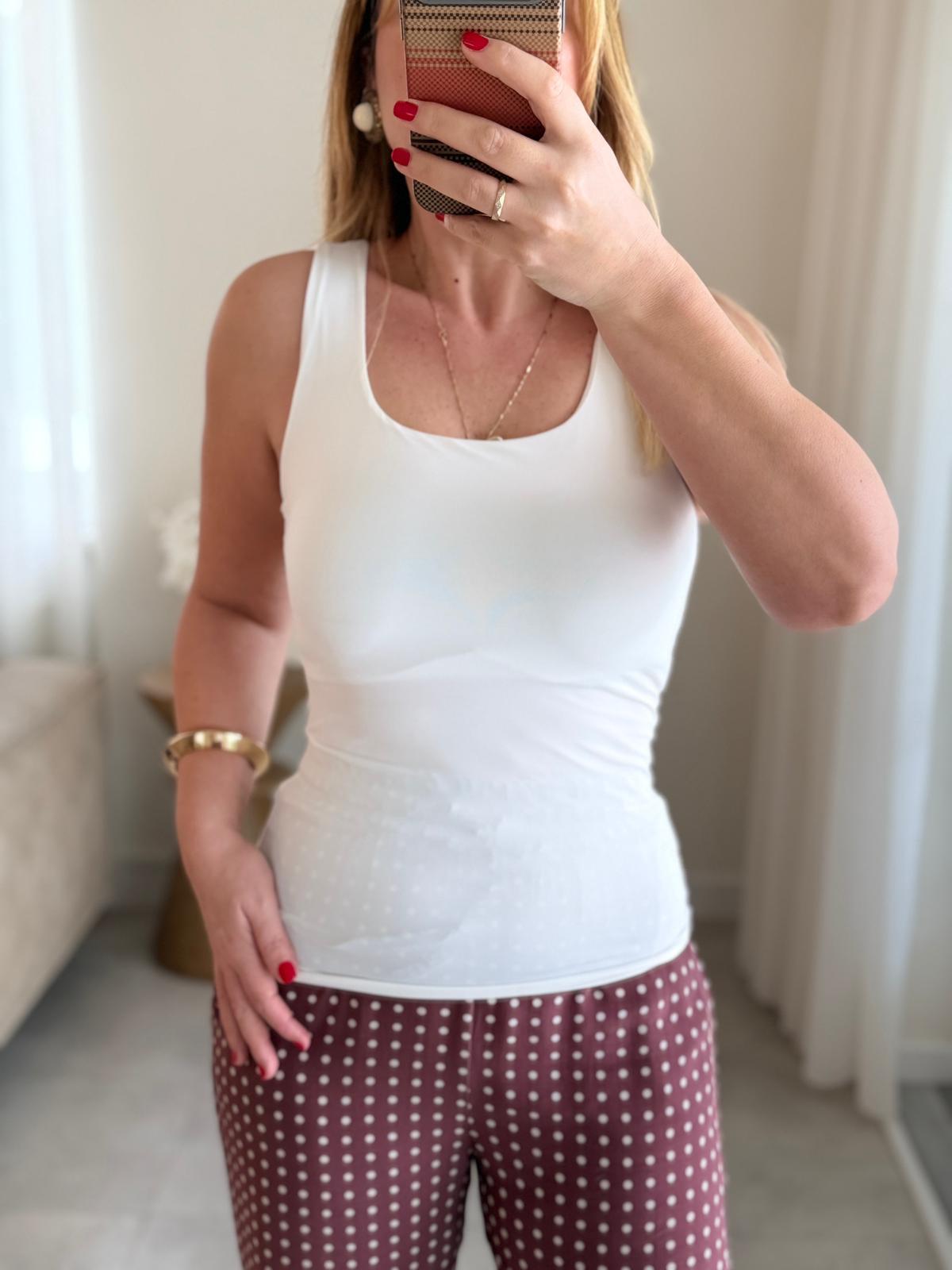 8974 Ekru Kare Yaka Atlet