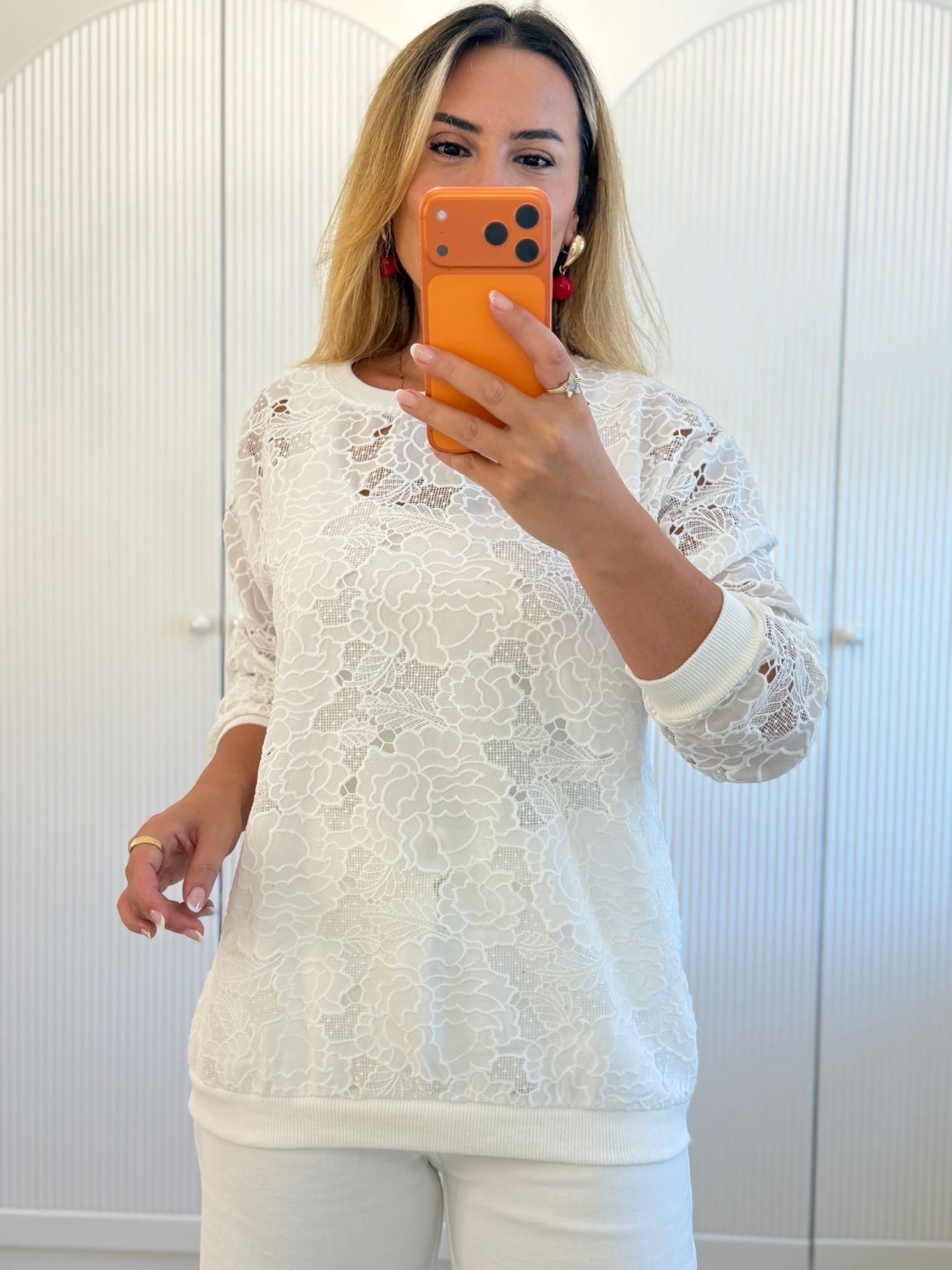 9680 Beyaz Güpür Sweat