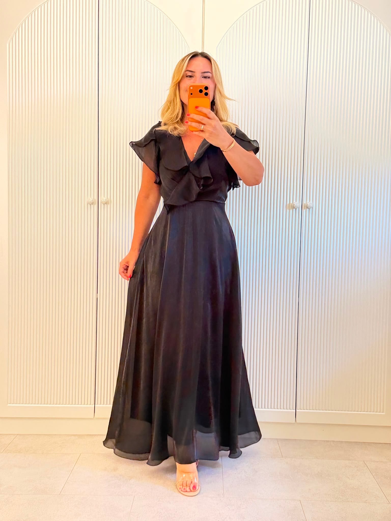9539 Siyah Premium Volanlı Organze Elbise