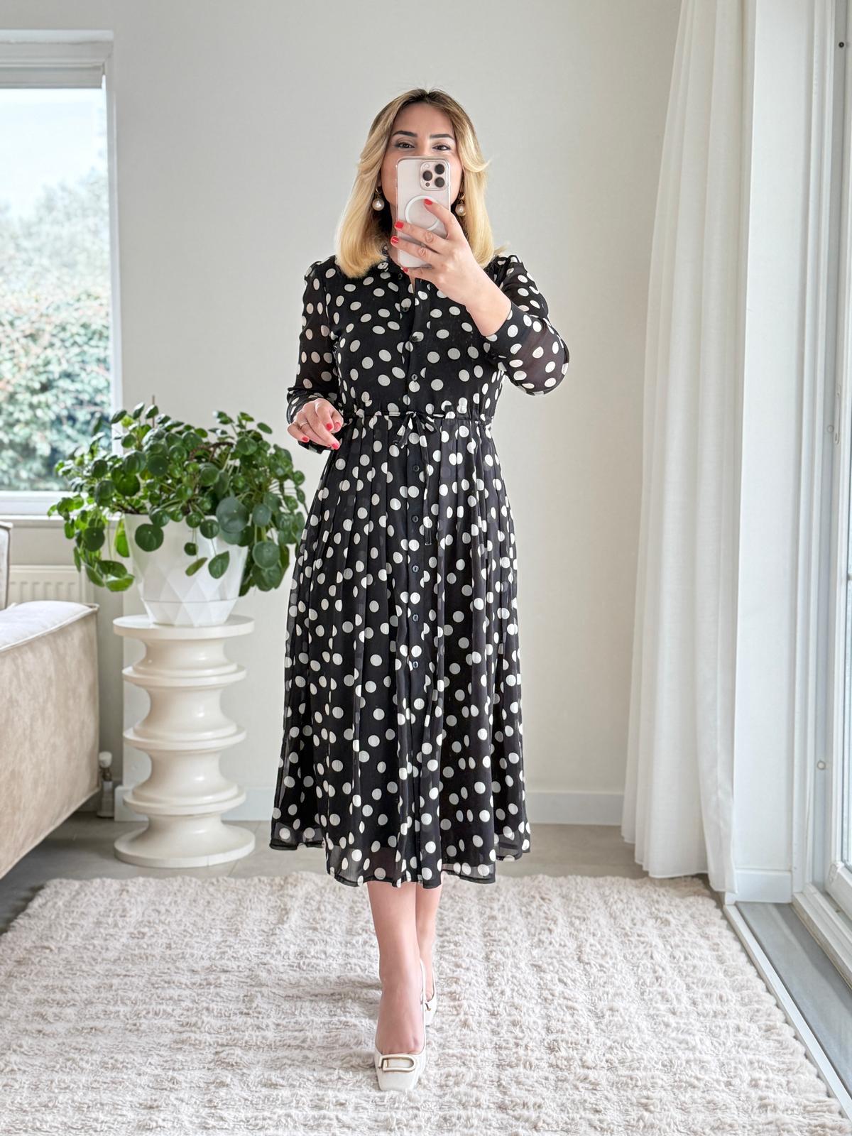 7528 Siyah Puantiye Elbise