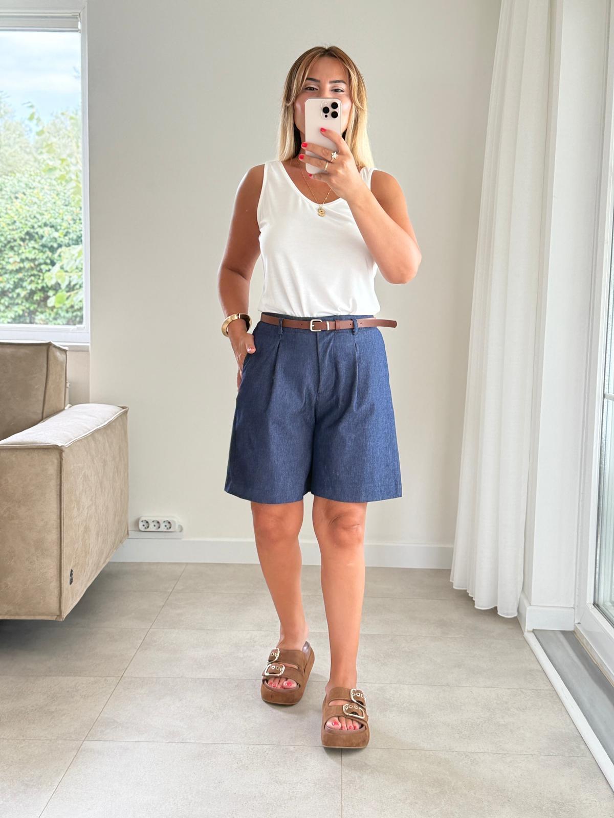 8356 Mavi Bel Lastikli Şort 