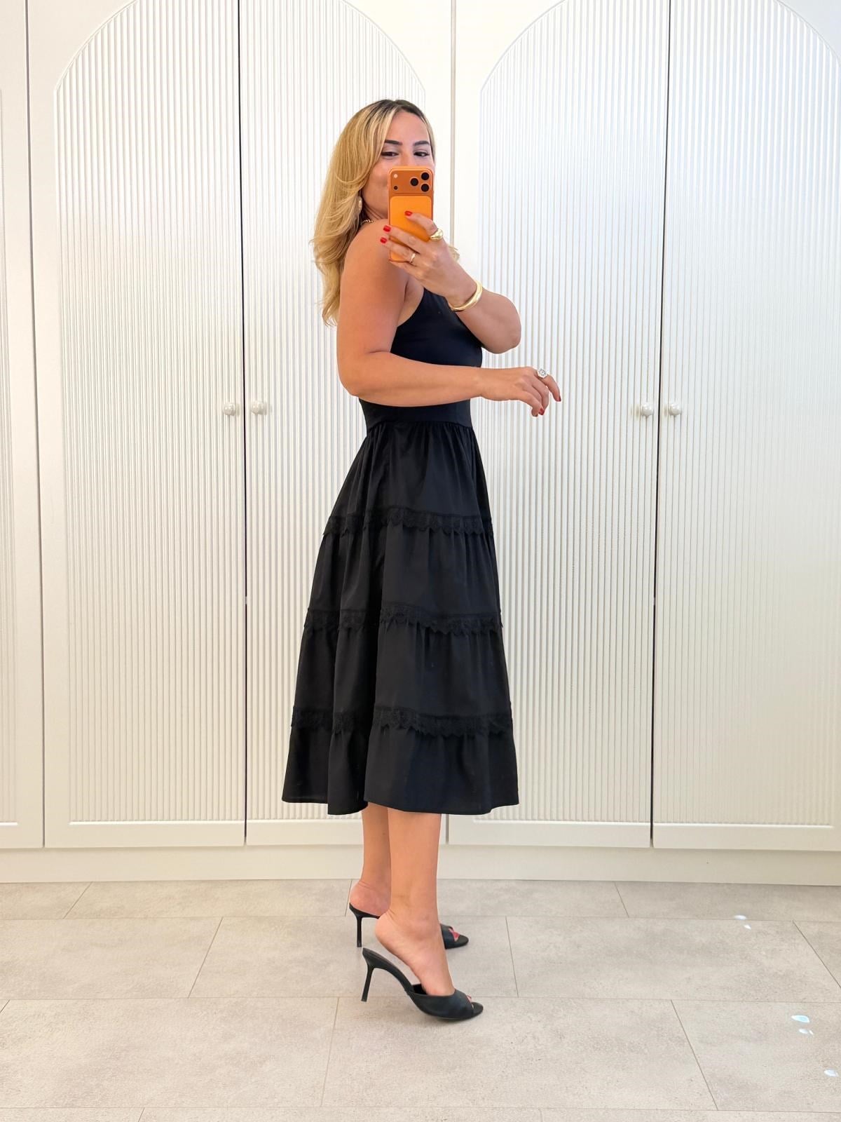 9495 Siyah Dantel Detaylı Premium Elbise