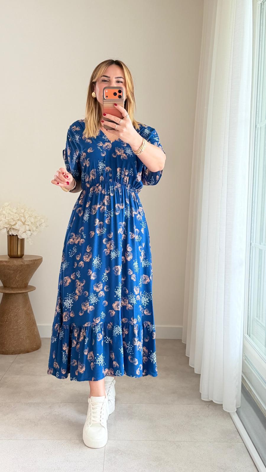 8935 Lacivert Gül Desen v Yaka Bel Lastikli Elbise