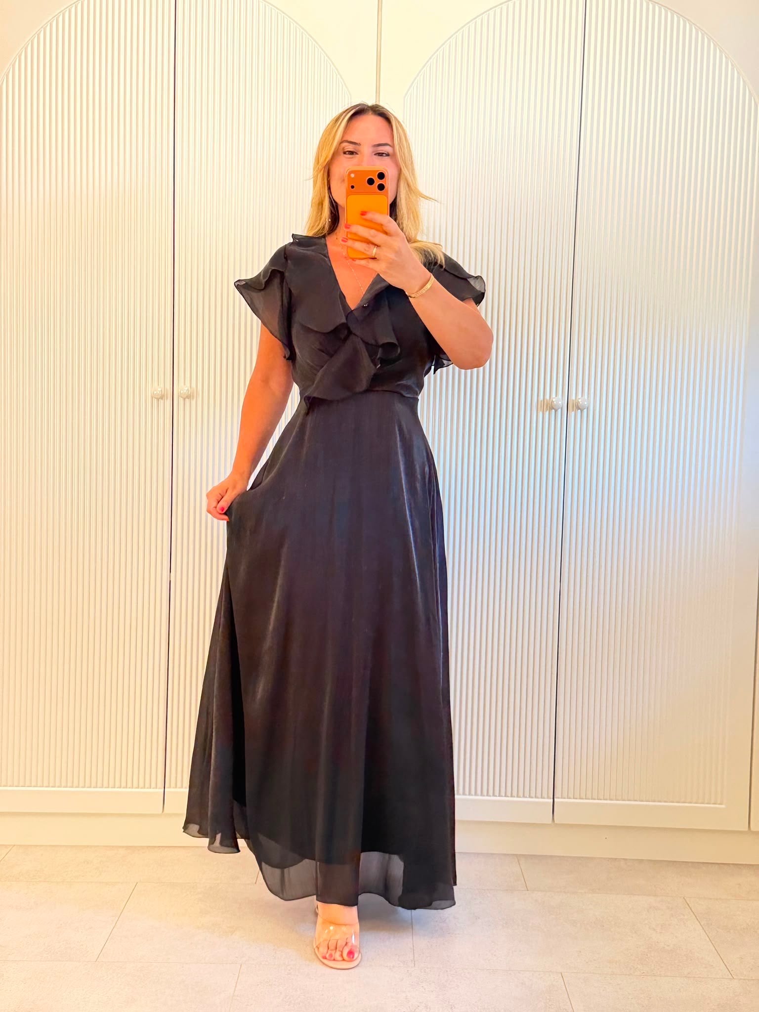 9539 Siyah Premium Volanlı Organze Elbise