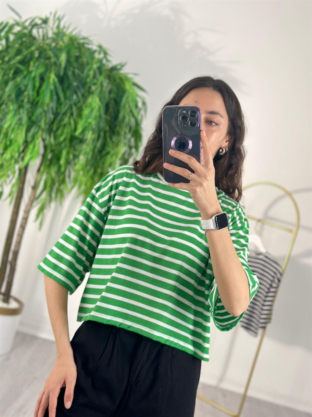 3267 Çizgili Kısa Yeşil Tshirt