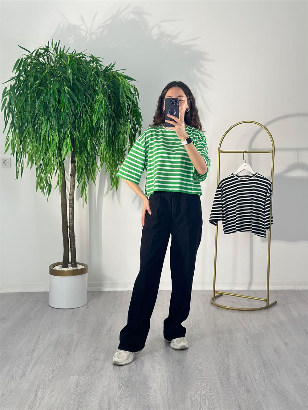 3267 Çizgili Kısa Yeşil Tshirt