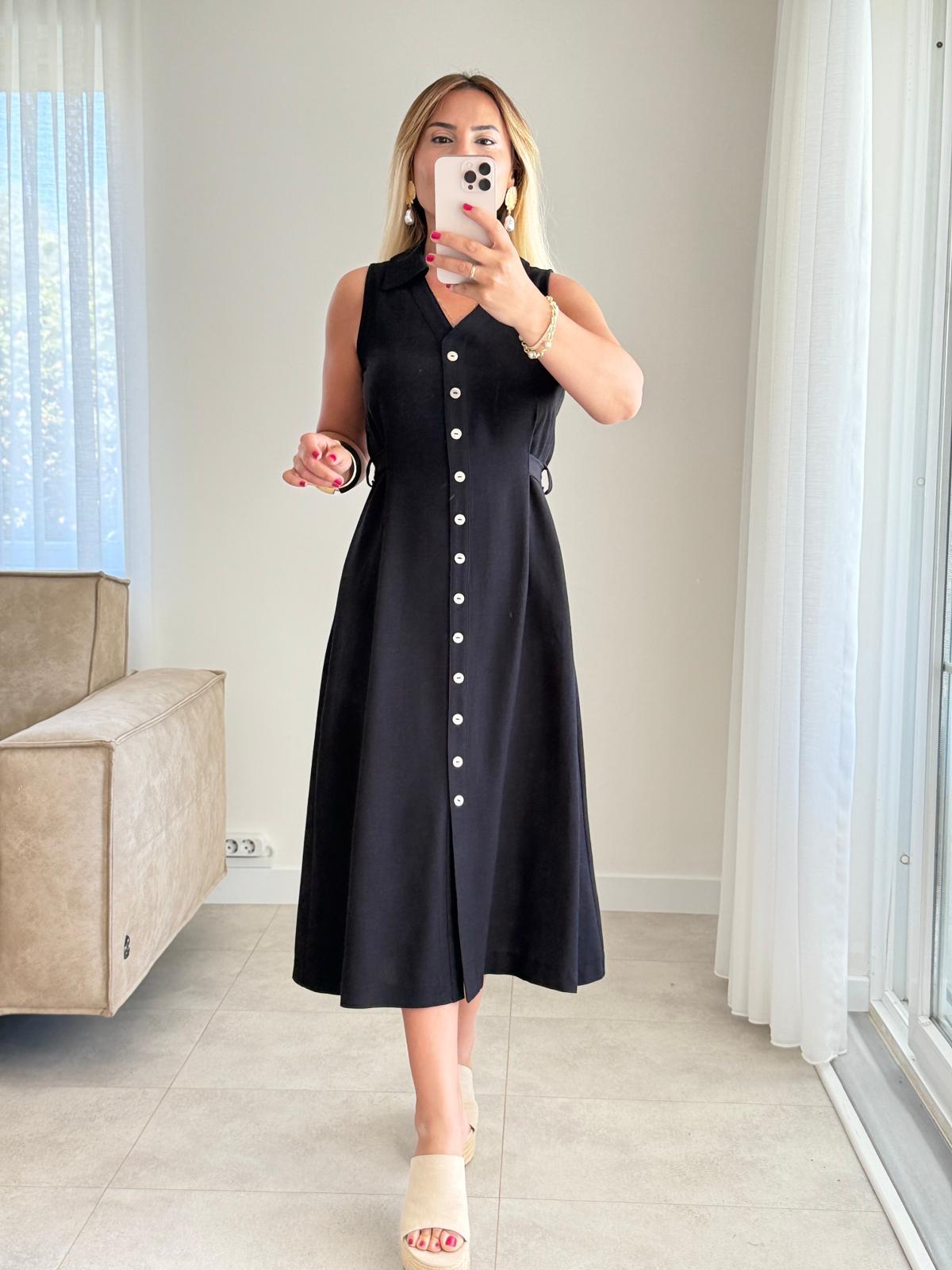 8178 Siyah Ön Pile Detaylı Elbise