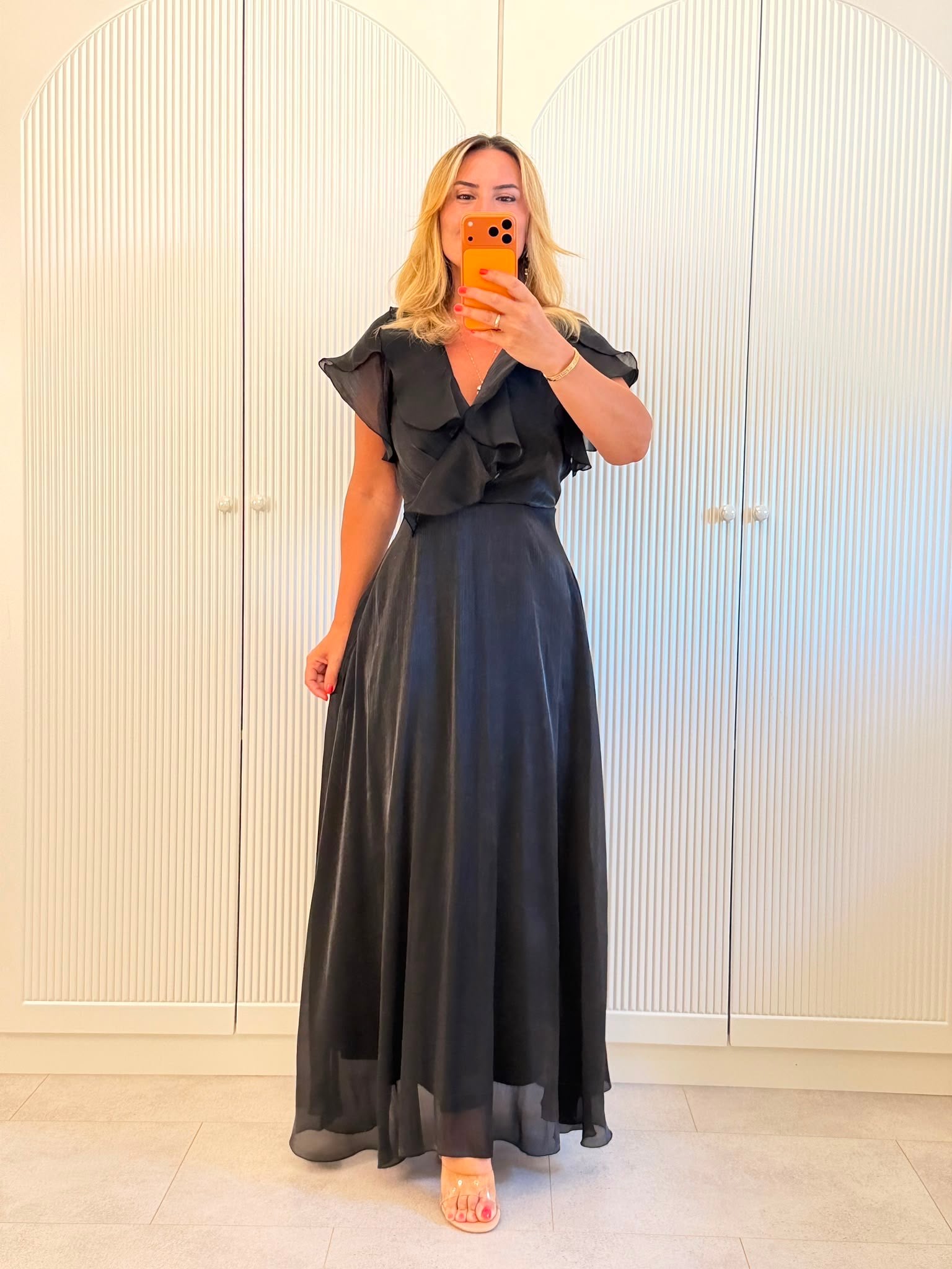 9539 Siyah Premium Volanlı Organze Elbise