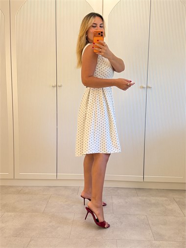 9661 Kemerli Puantiye Premium Elbise