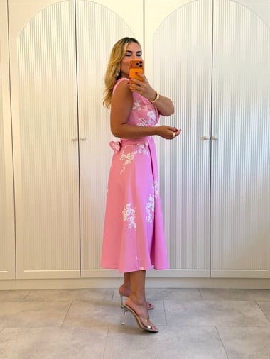 9498 Pembe Çiçekli Sıfır Kol Elbise