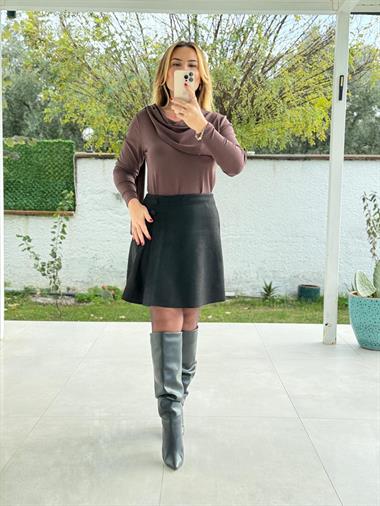 8701 Siyah Süet Etek