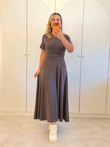 9726 Kahve Bel Detay Midi Elbise