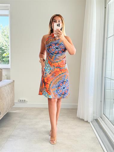 8398 Batik Orange Degaje Yaka Elbise