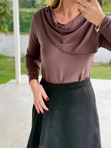 8701 Siyah Süet Etek