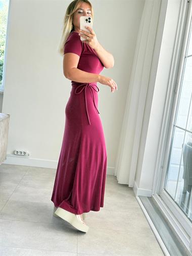 7831 Bordo Bel İpli Modal Elbise